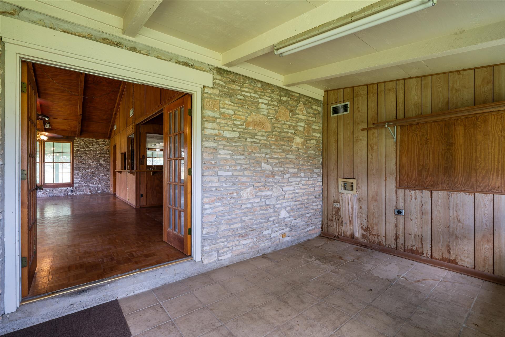 7 Tammy Ln, Round Rock, TX 78665