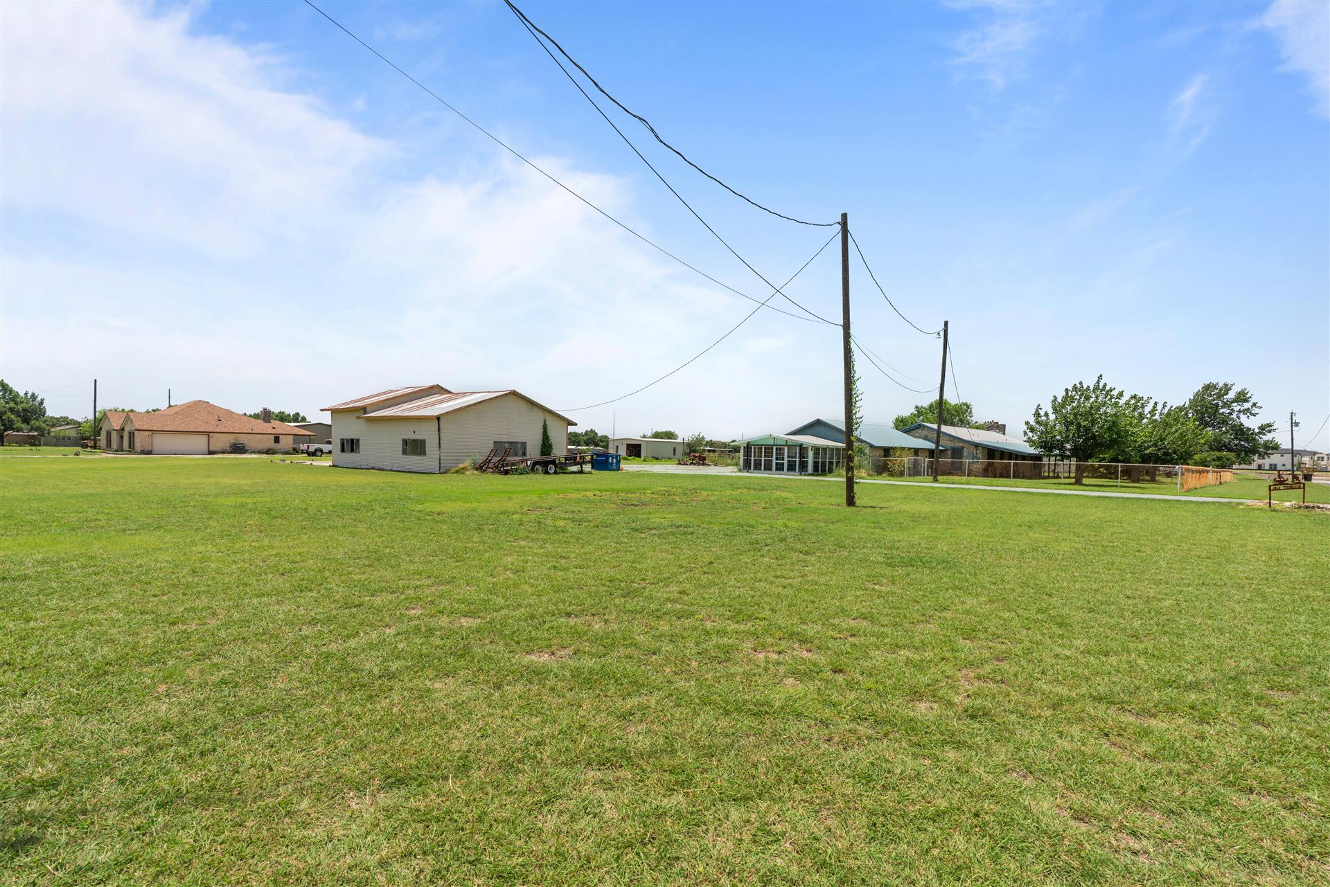 7 Tammy Ln, Round Rock, TX 78665