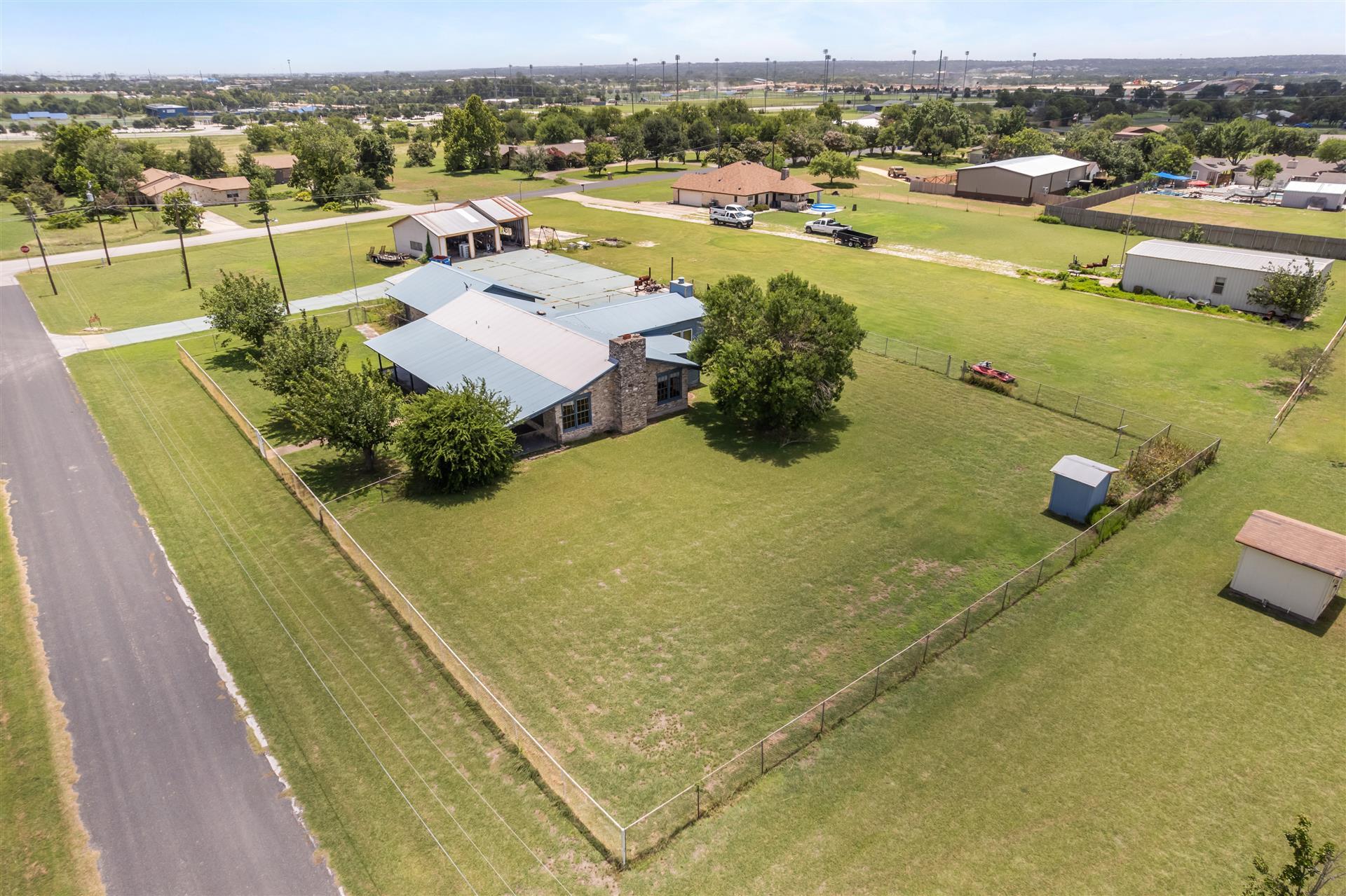 7 Tammy Ln, Round Rock, TX 78665