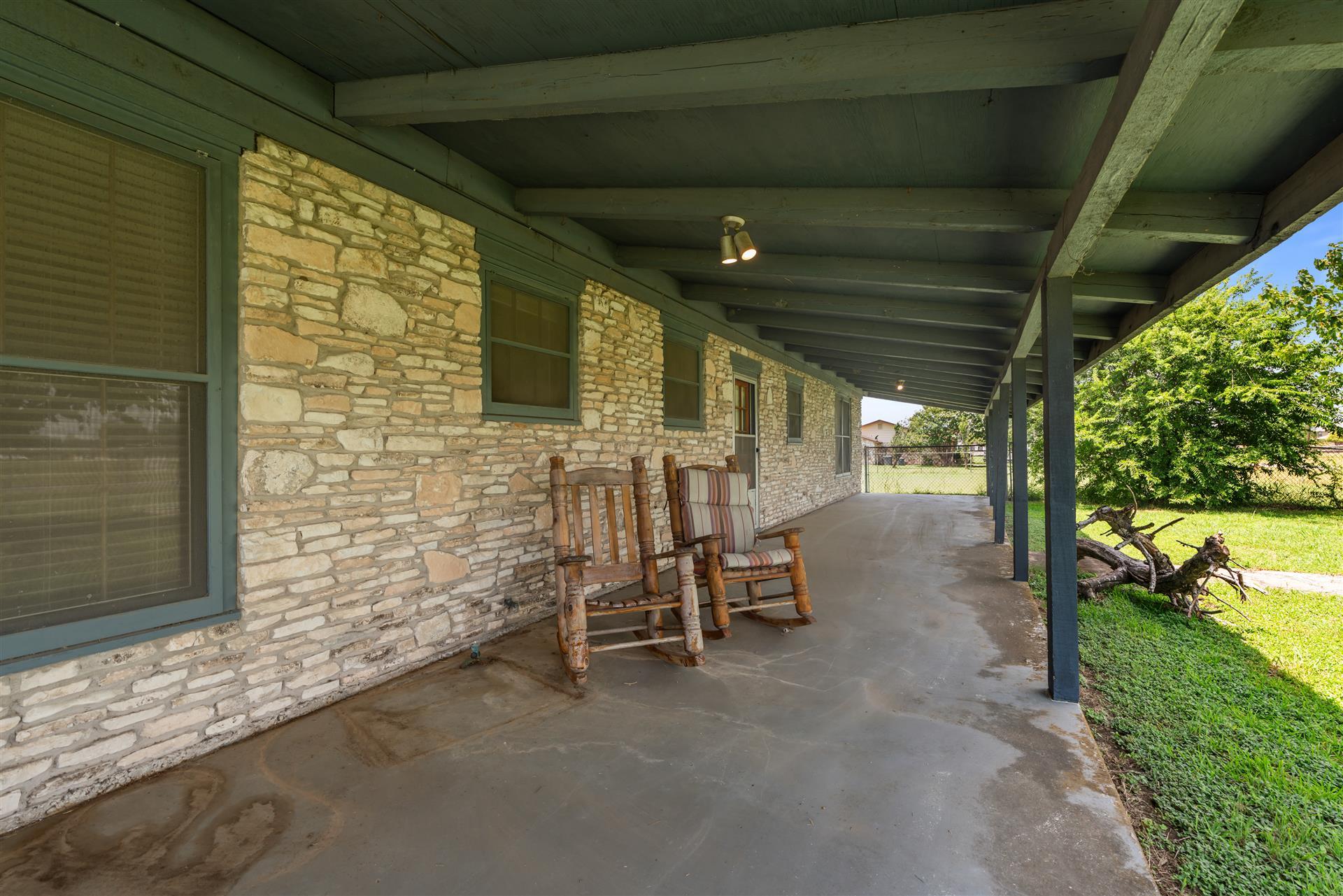 7 Tammy Ln, Round Rock, TX 78665