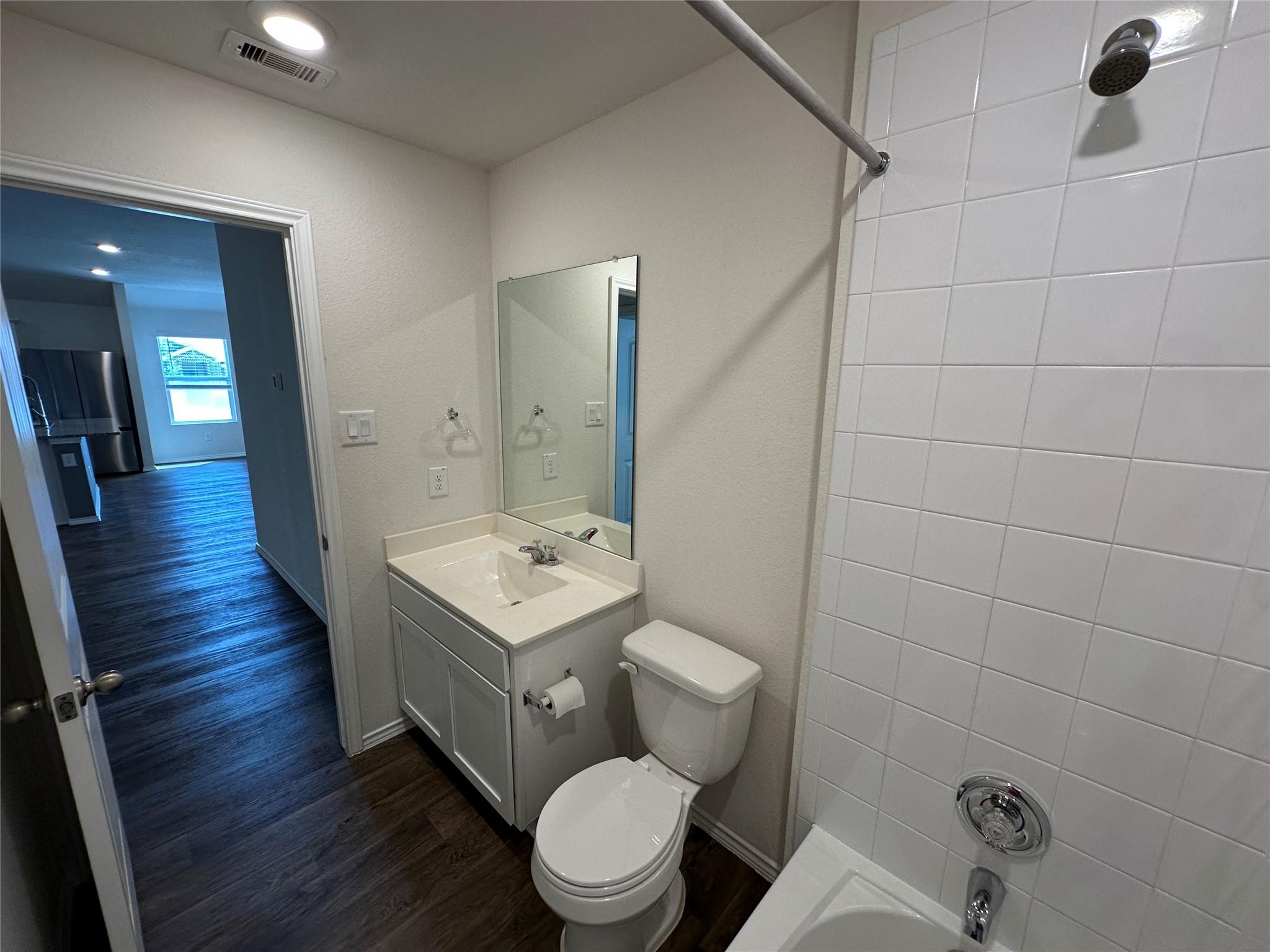 332 Harvest Creek Dr, Kyle, TX 78640