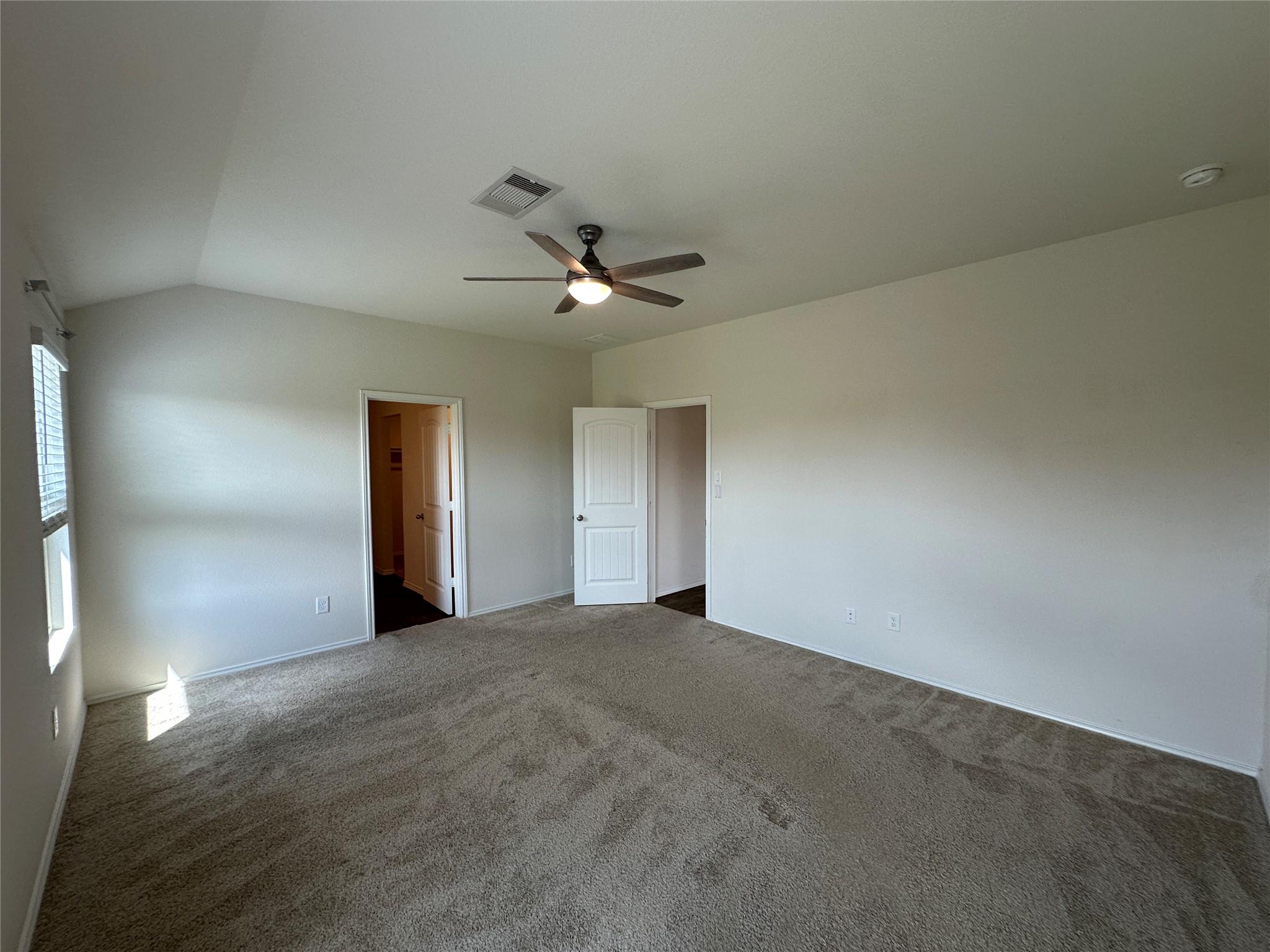 332 Harvest Creek Dr, Kyle, TX 78640