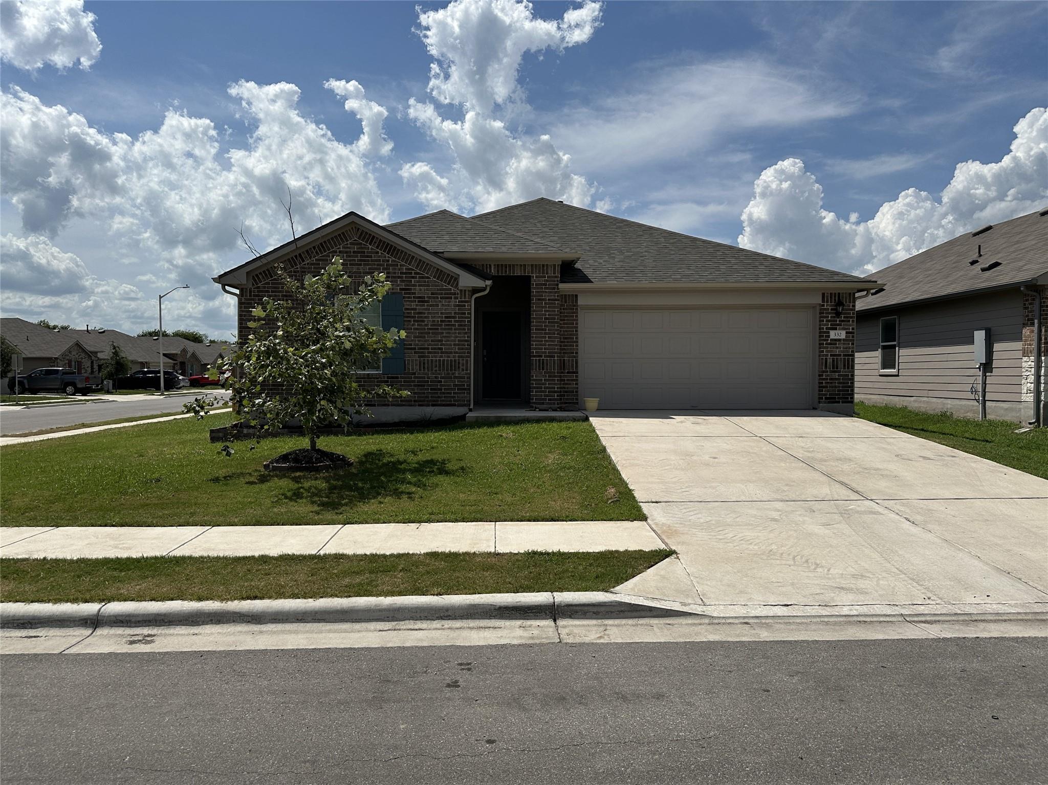 332 Harvest Creek Dr, Kyle, TX 78640