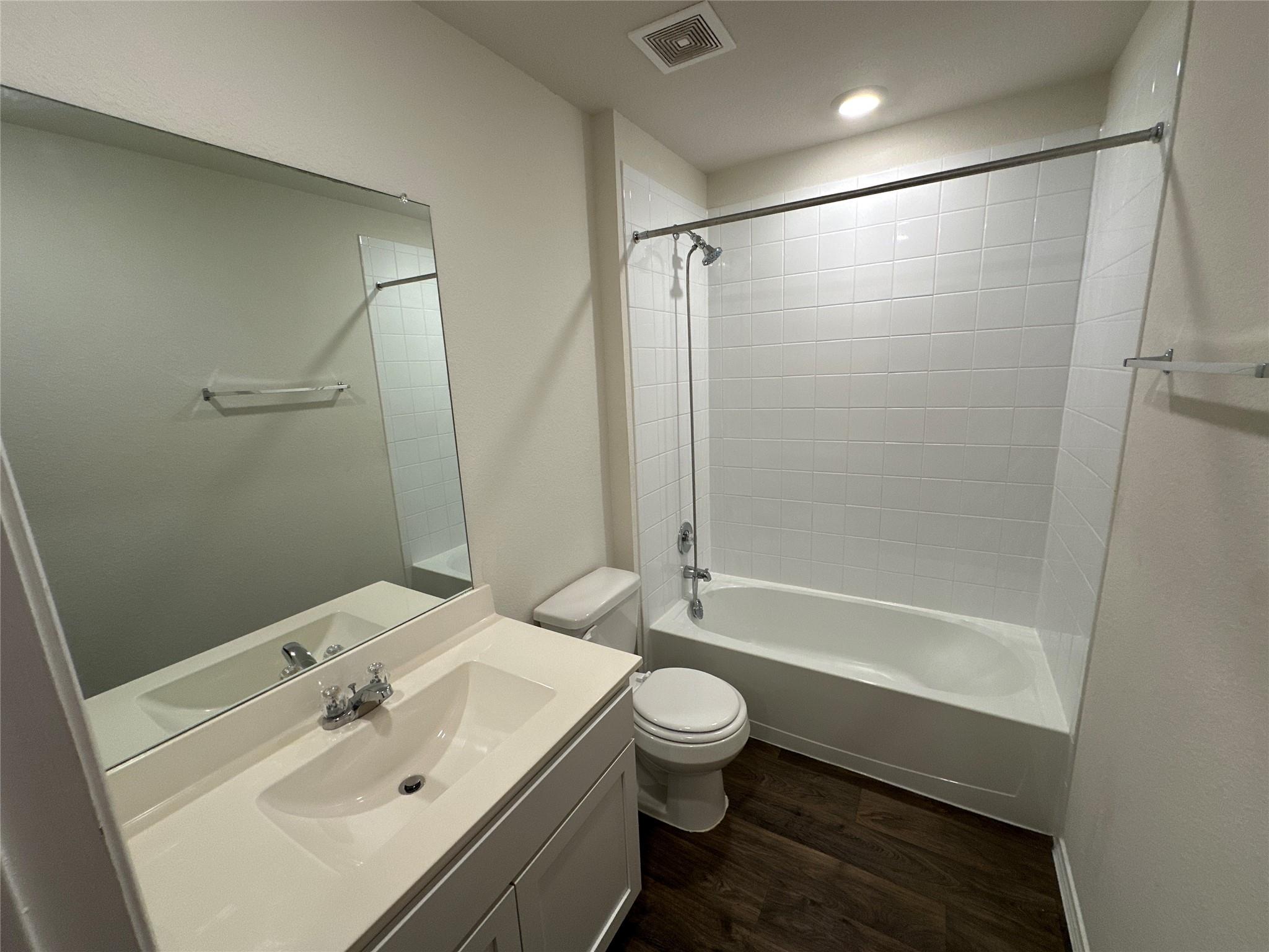 332 Harvest Creek Dr, Kyle, TX 78640