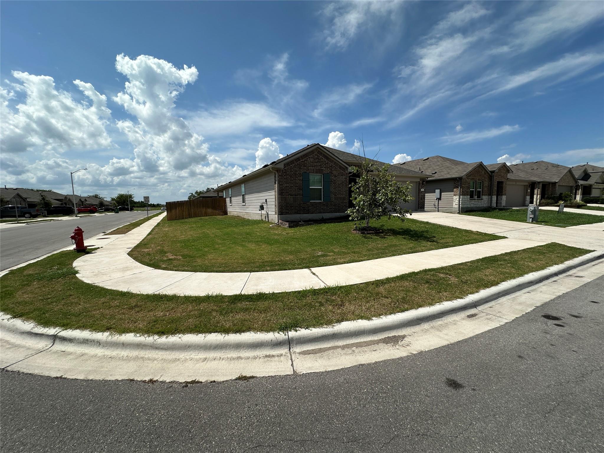 332 Harvest Creek Dr, Kyle, TX 78640