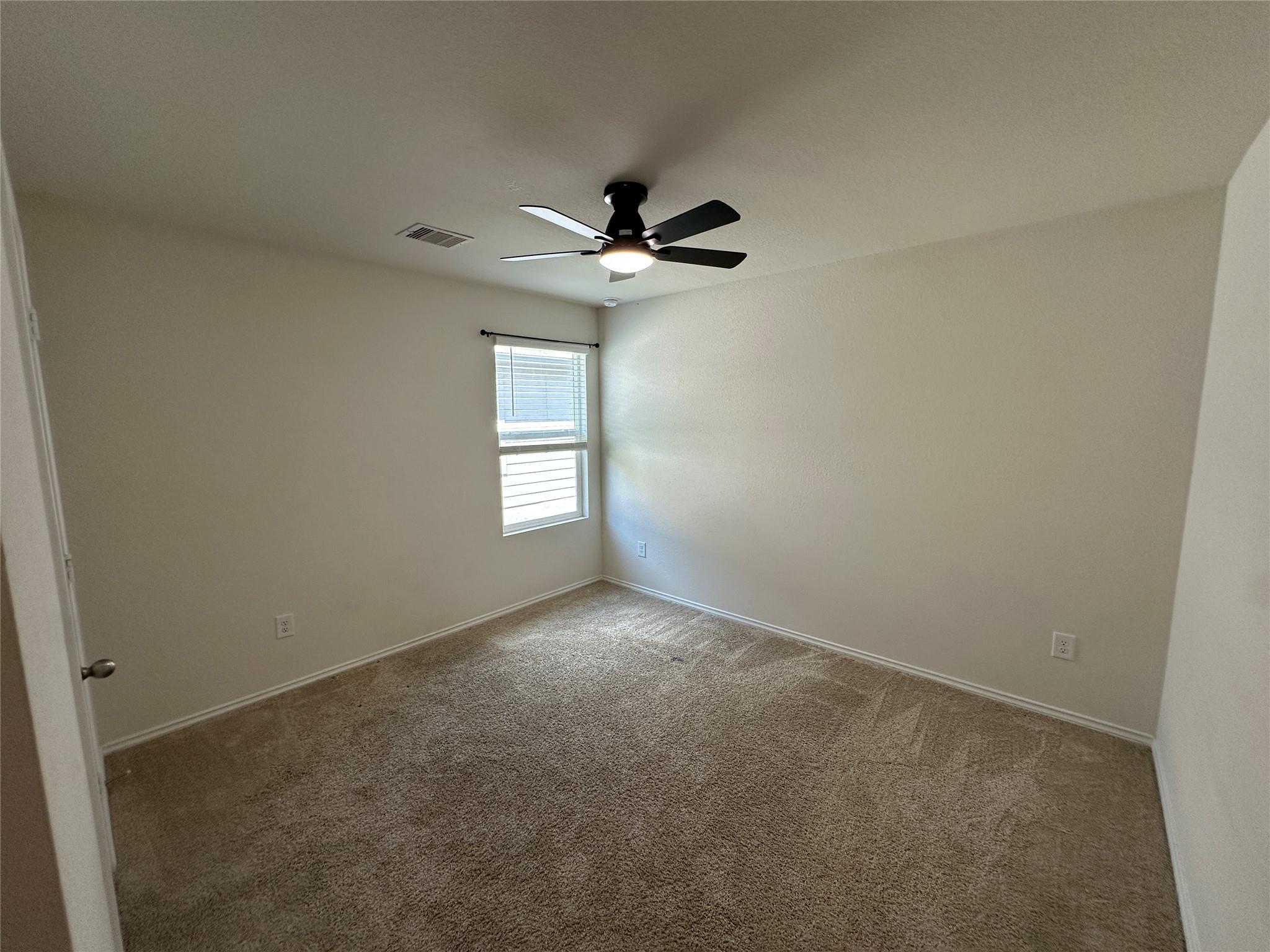 332 Harvest Creek Dr, Kyle, TX 78640