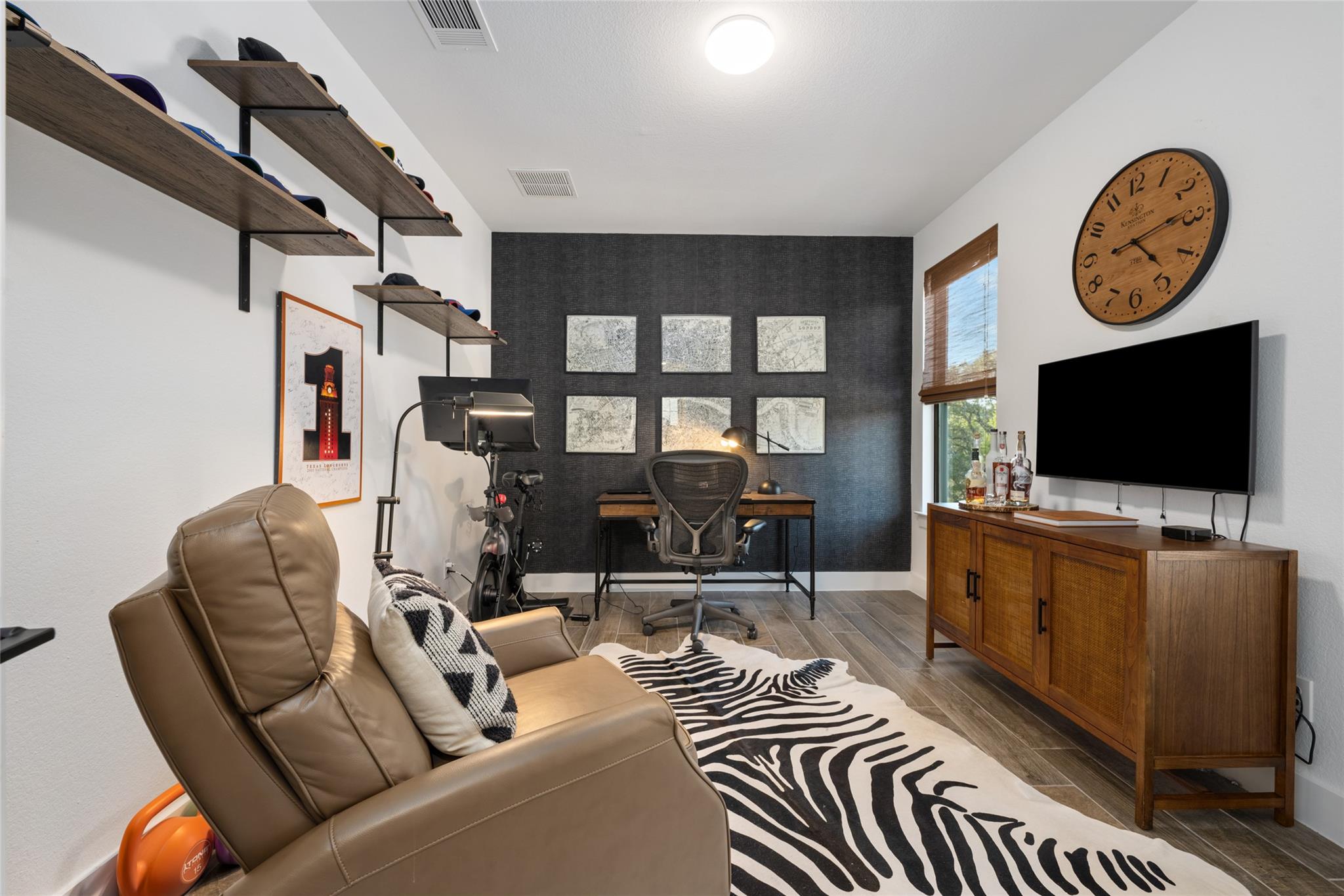 211 Honey Creek #6 Ct, Austin, TX 78738