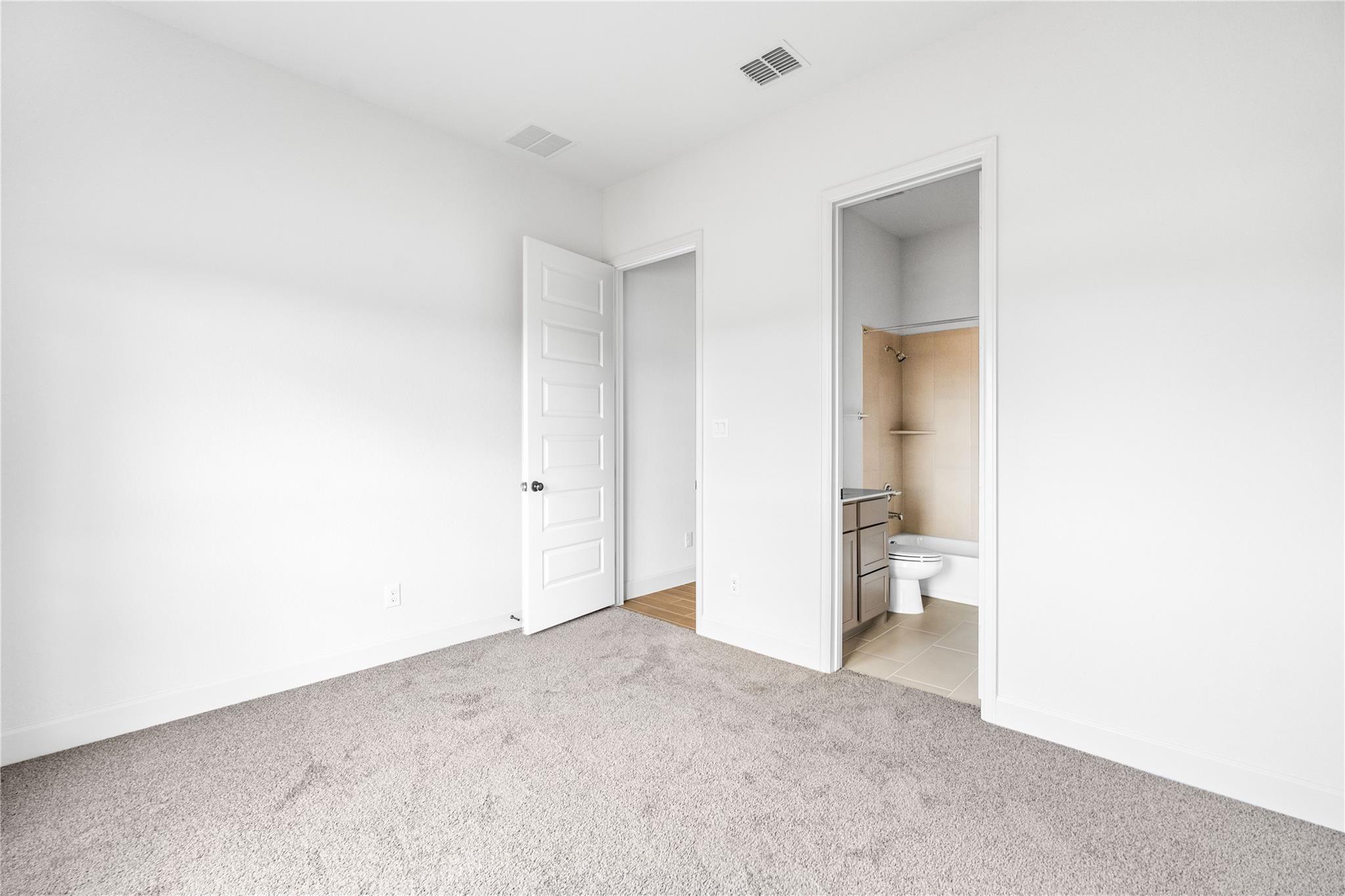 639 Bay Breeze Dr, Kyle, TX 78640