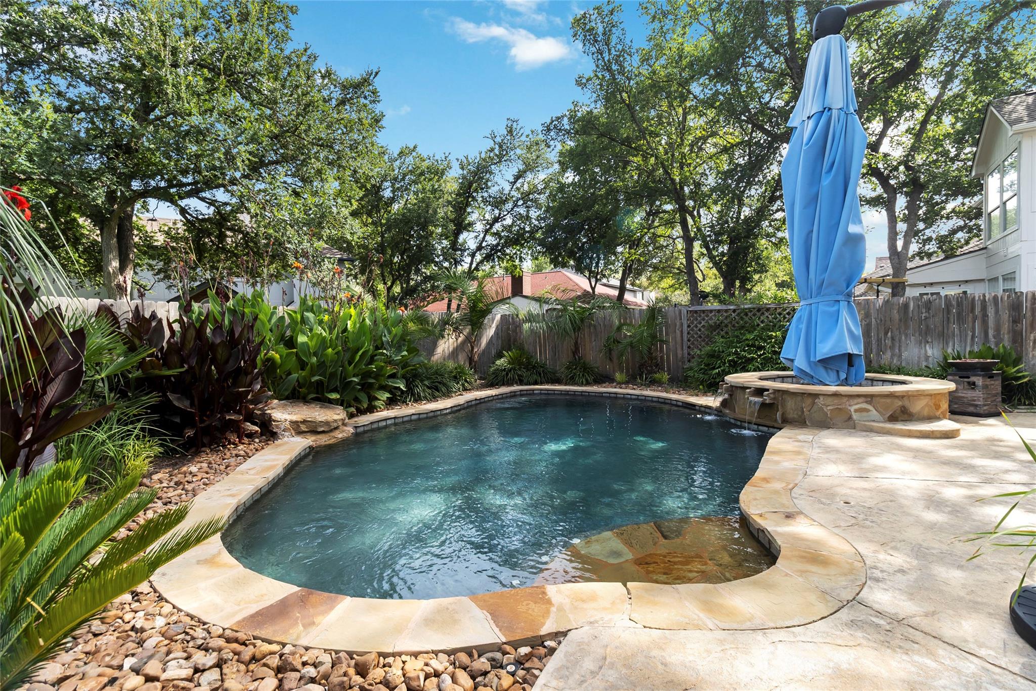 4072 Honey Bear Loop, Round Rock, TX 78681