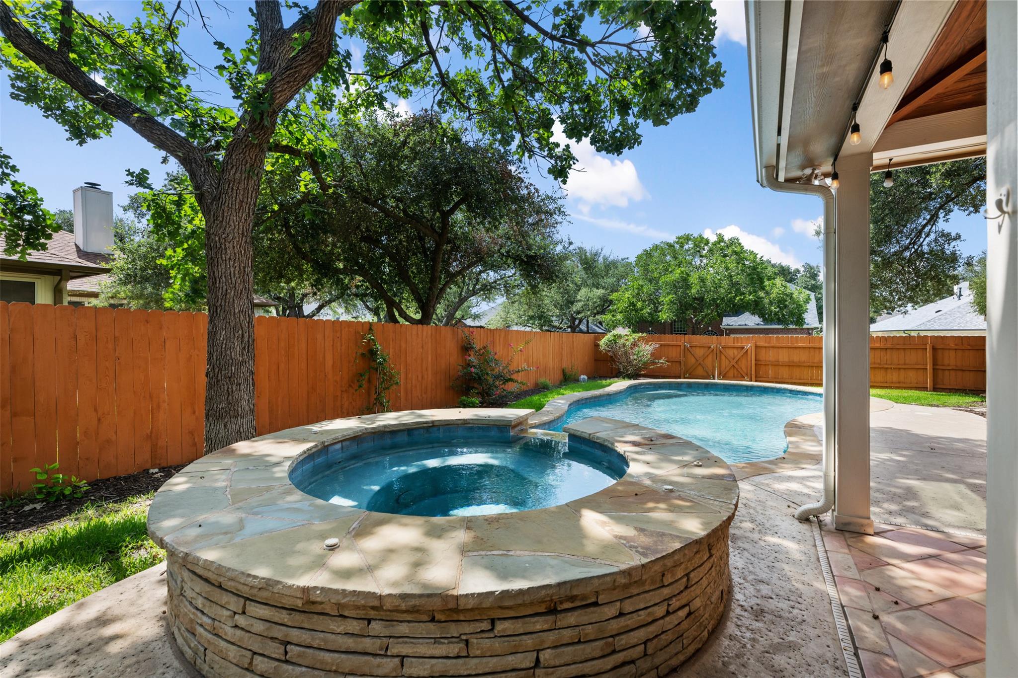 2801 Bluejay Dr, Cedar Park, TX 78613
