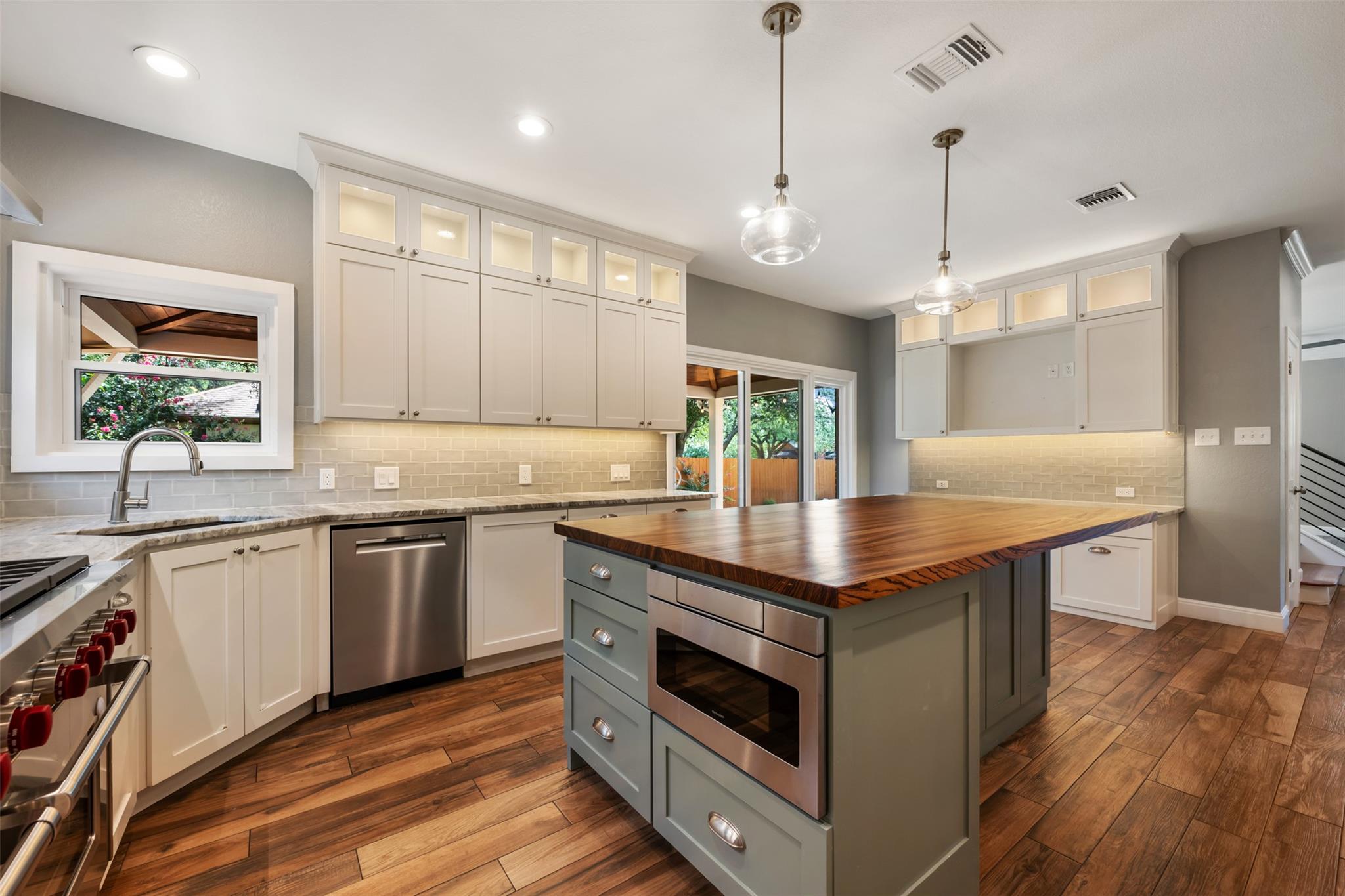 2801 Bluejay Dr, Cedar Park, TX 78613