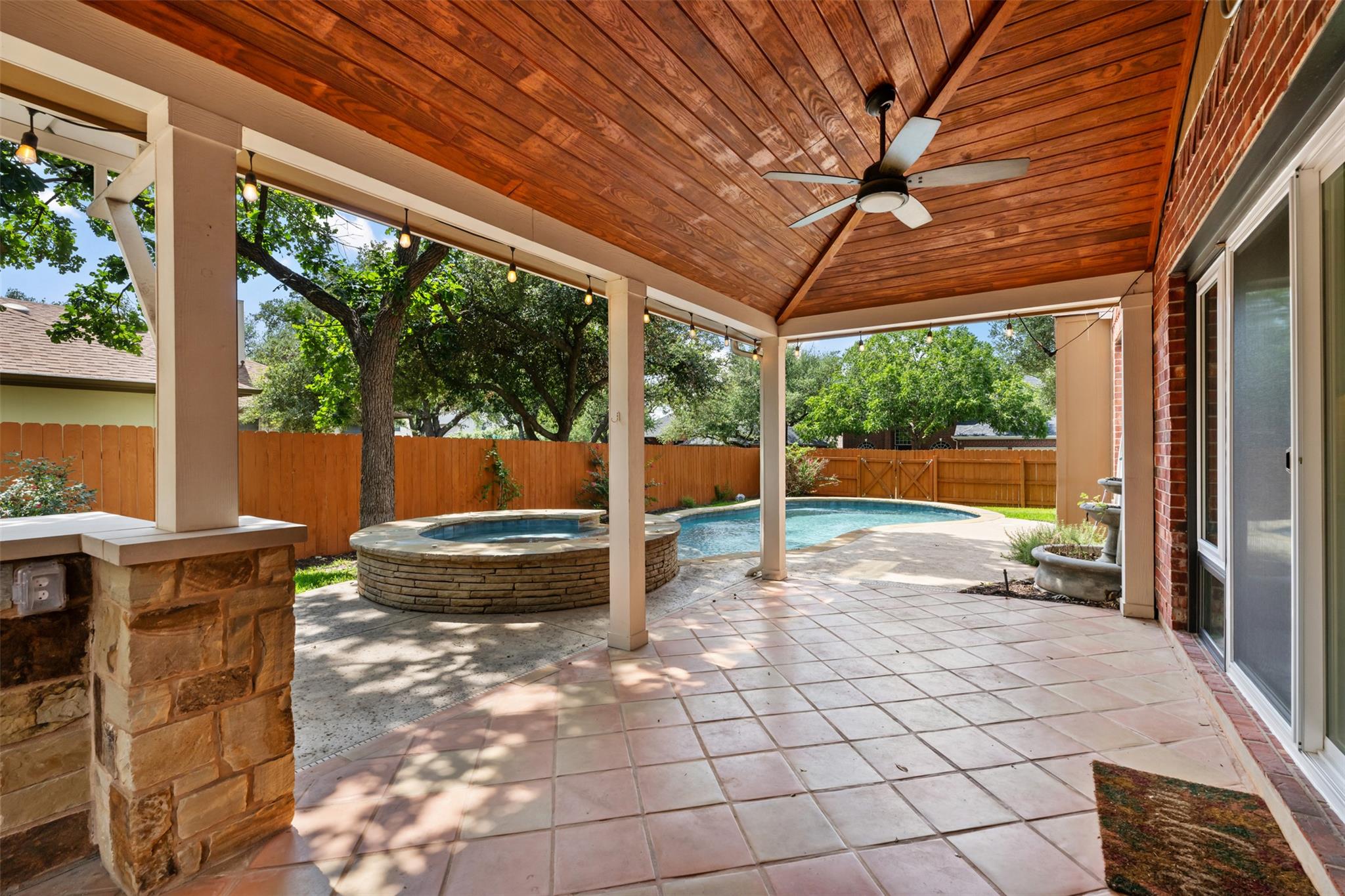 2801 Bluejay Dr, Cedar Park, TX 78613