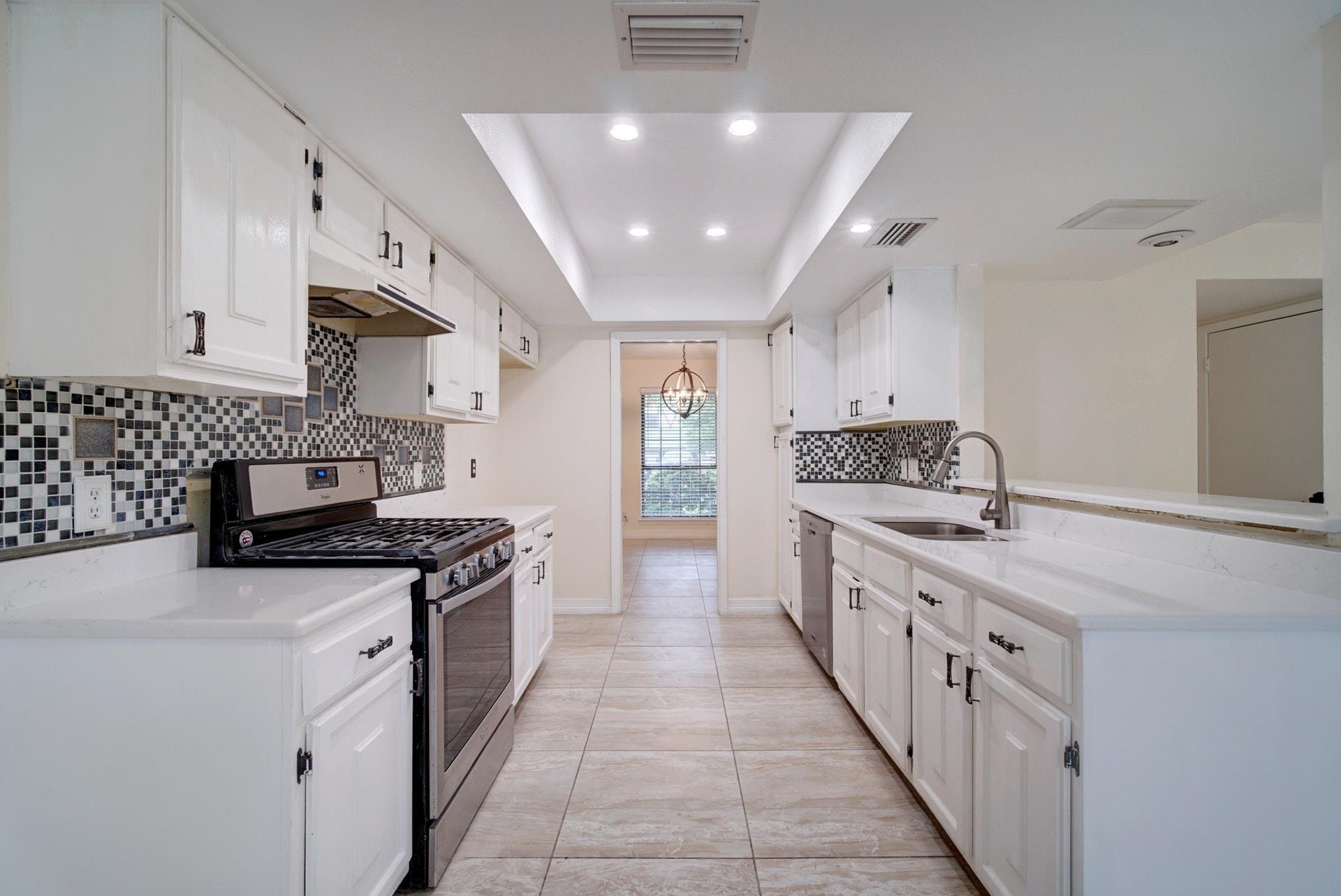 10509 Doering Ln, Austin, TX 78750