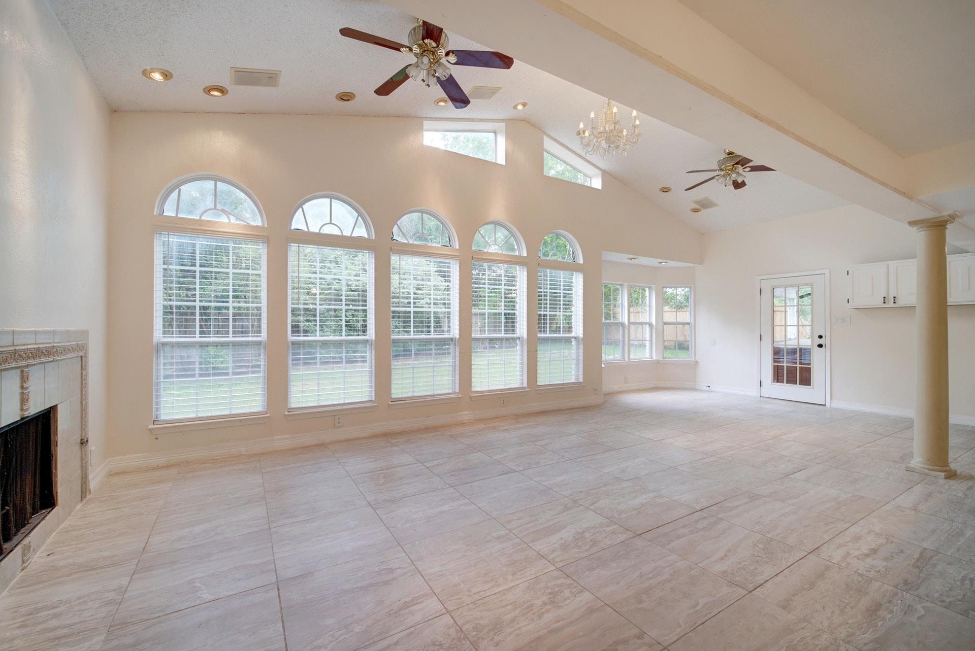 10509 Doering Ln, Austin, TX 78750