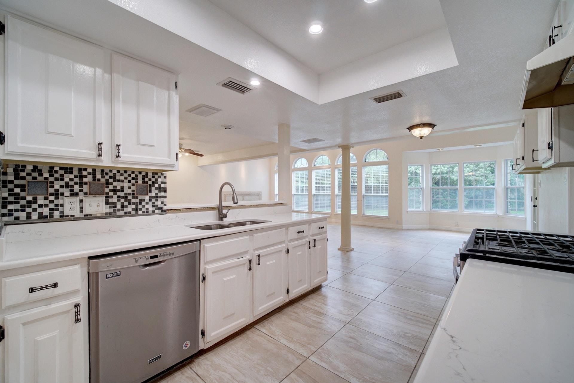 10509 Doering Ln, Austin, TX 78750