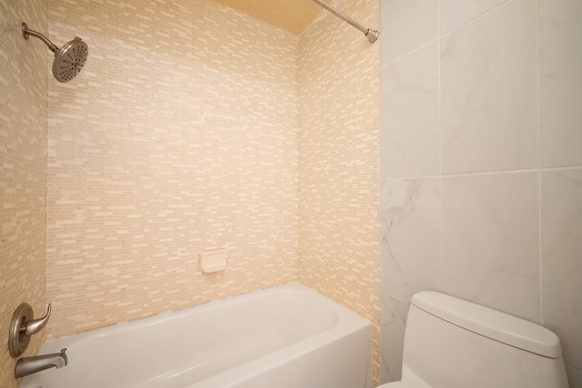 10509 Doering Ln, Austin, TX 78750