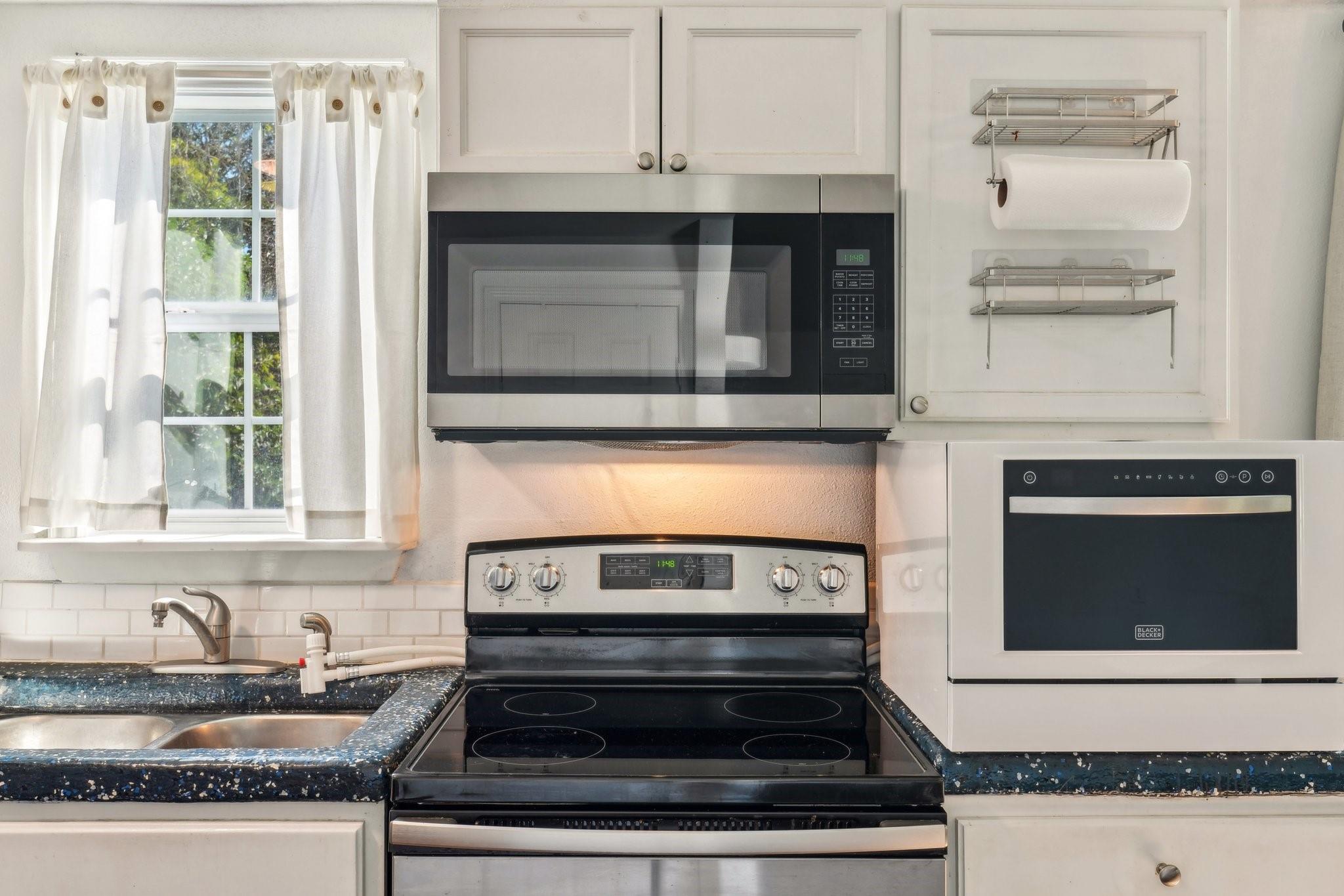 299 Valley View St, Canyon Lake, TX 78133