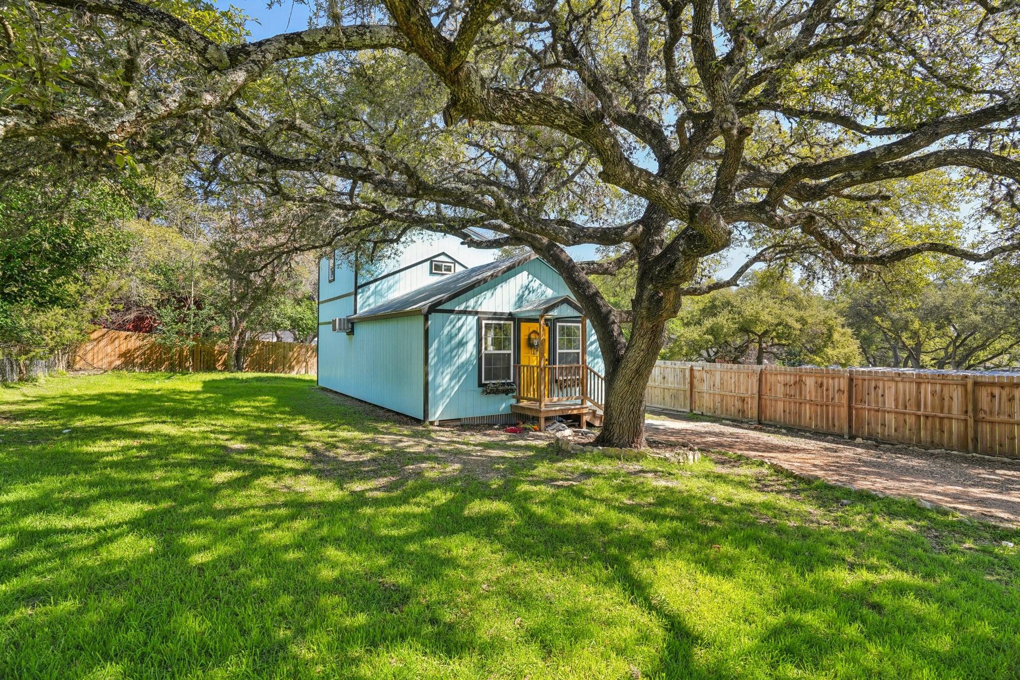 299 Valley View St, Canyon Lake, TX 78133