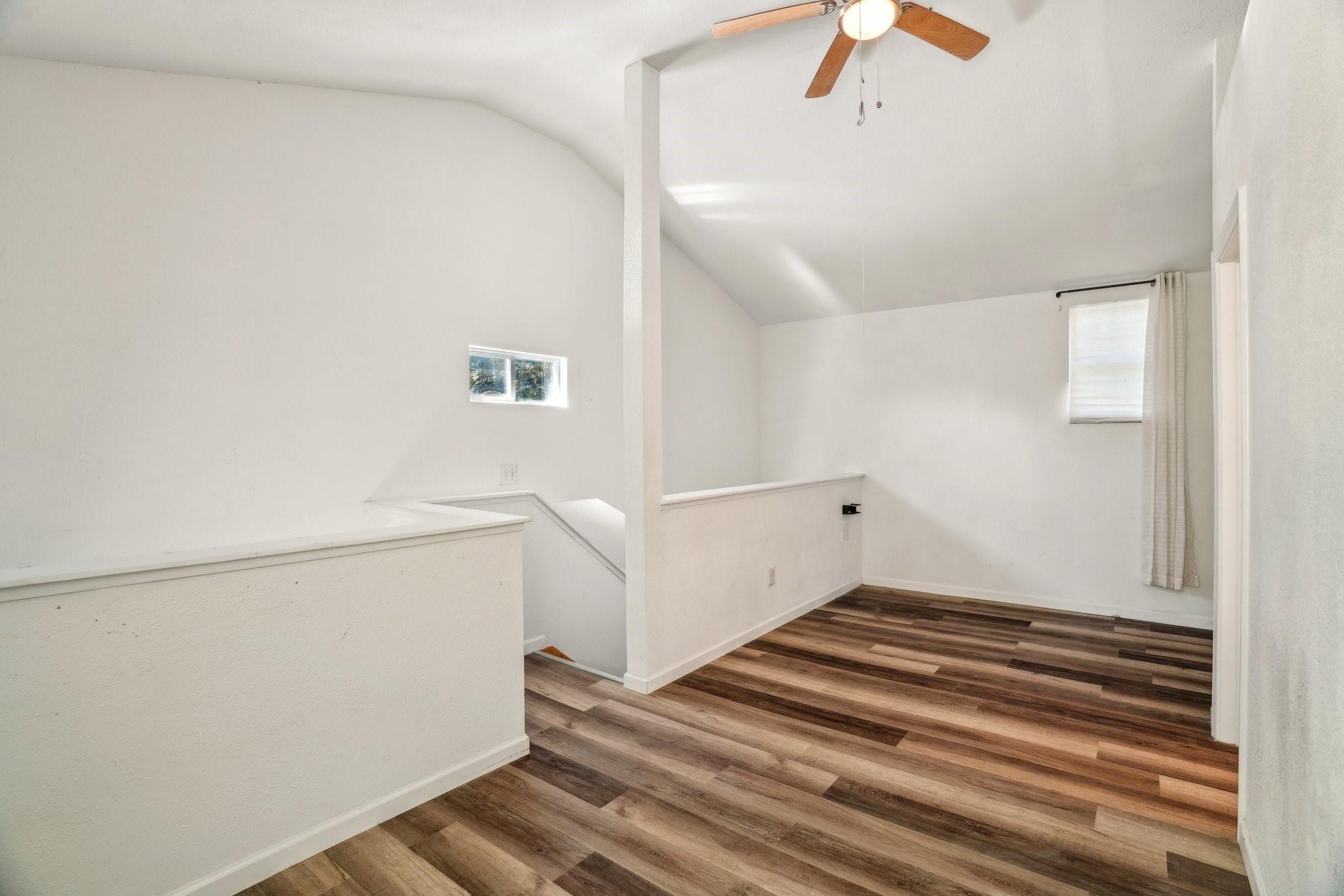 299 Valley View St, Canyon Lake, TX 78133