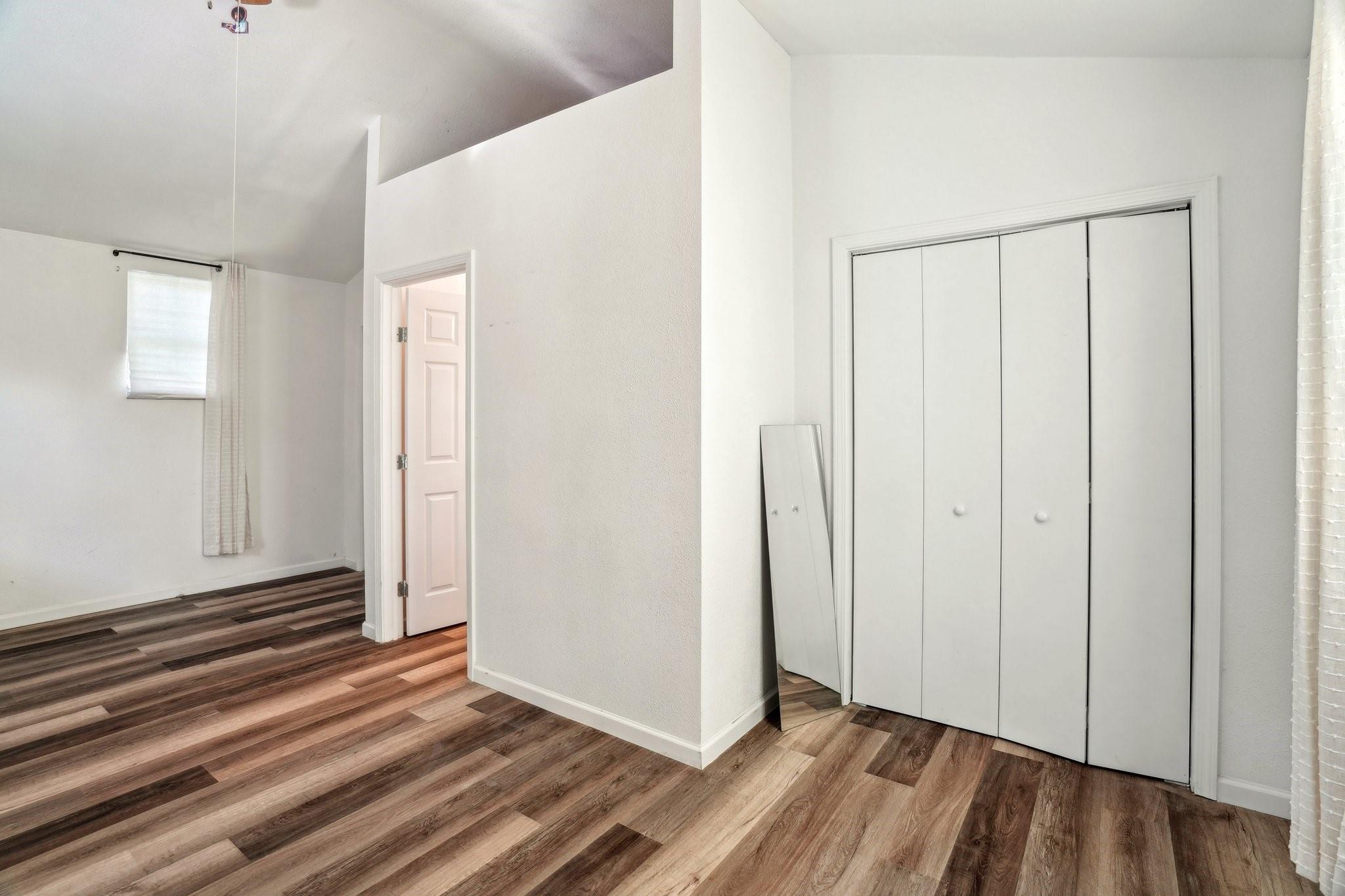 299 Valley View St, Canyon Lake, TX 78133