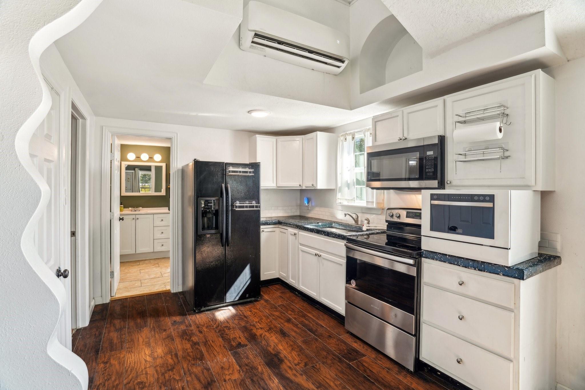 299 Valley View St, Canyon Lake, TX 78133