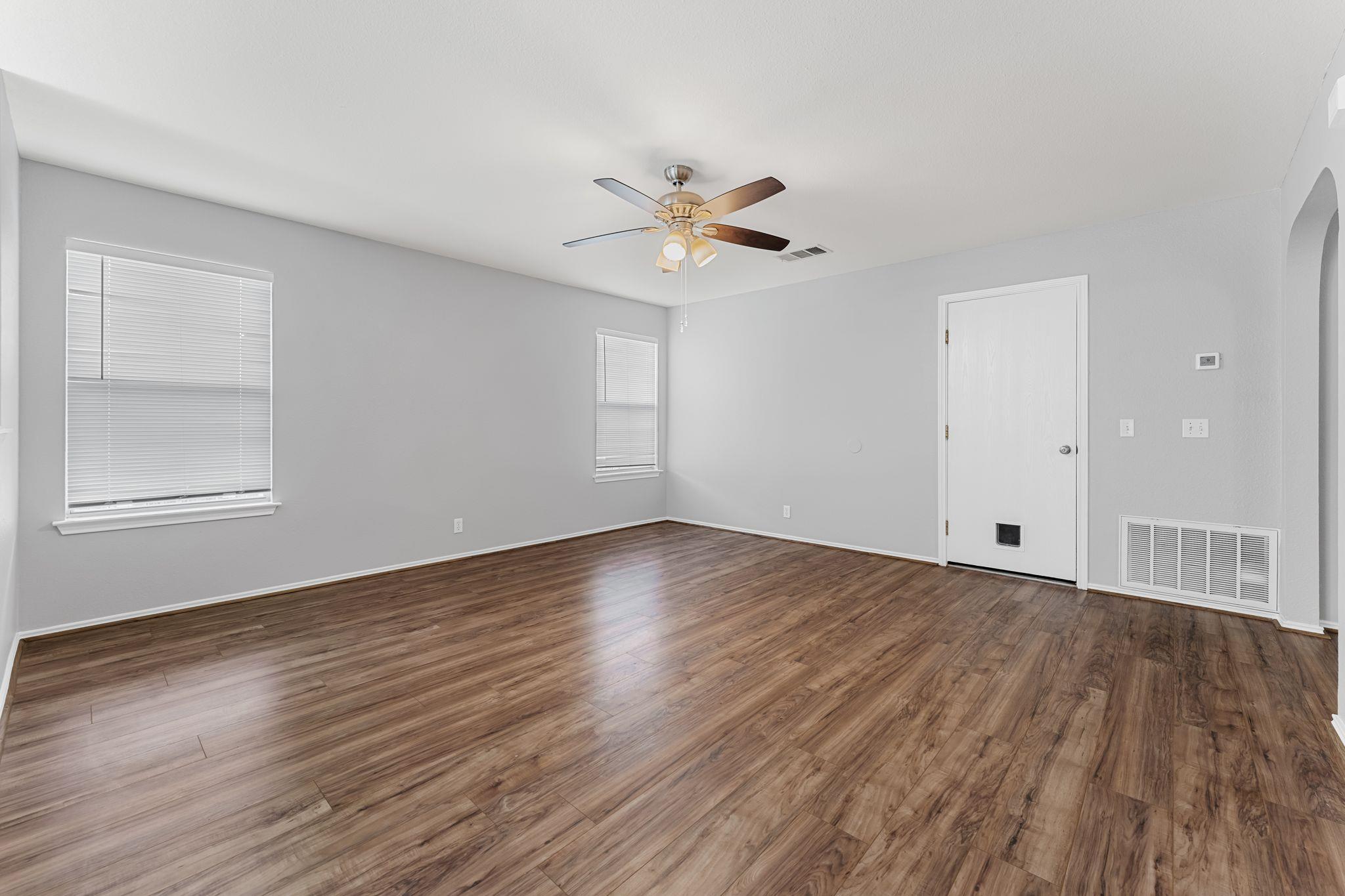184 Atlantis, Kyle, TX 78640