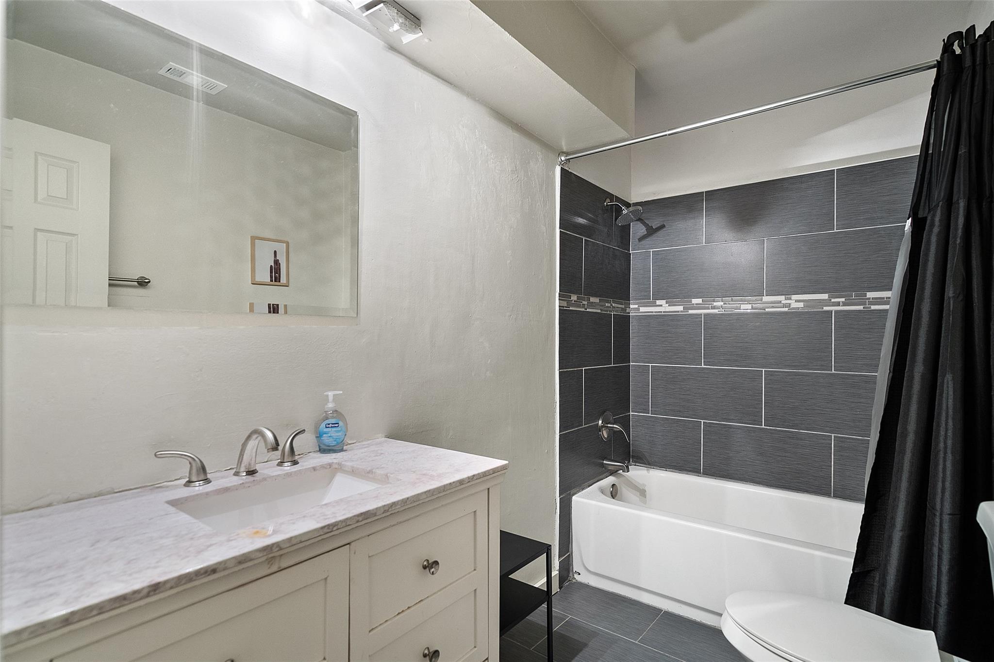 2503 Parker Ln # A & B, Austin, TX 78741