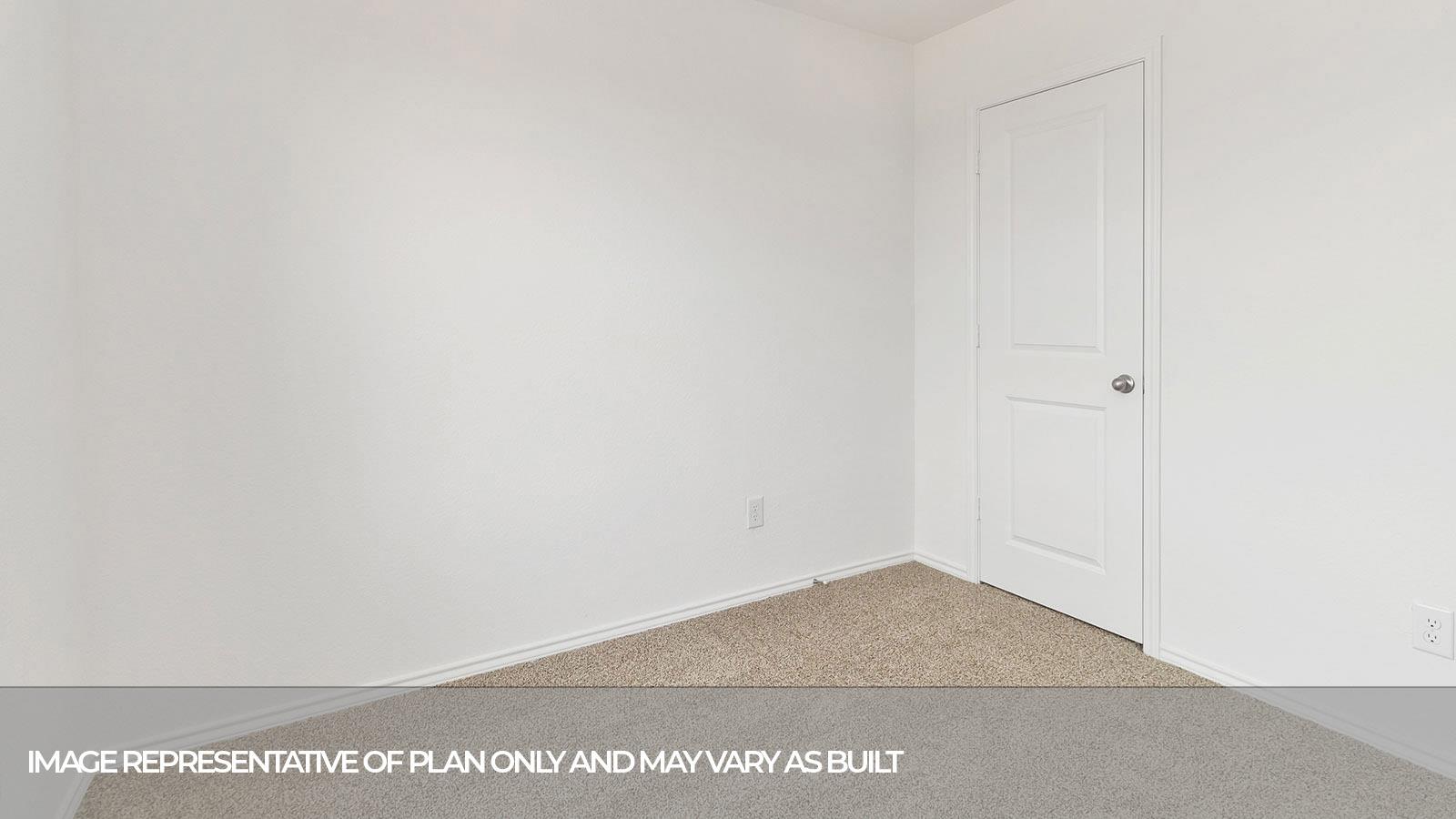 2203 LIONHEART Dr, Luling, TX 78648