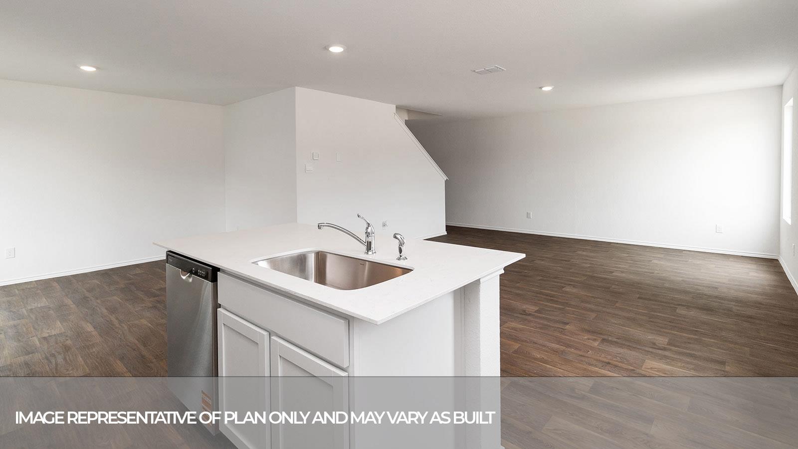 2203 LIONHEART Dr, Luling, TX 78648