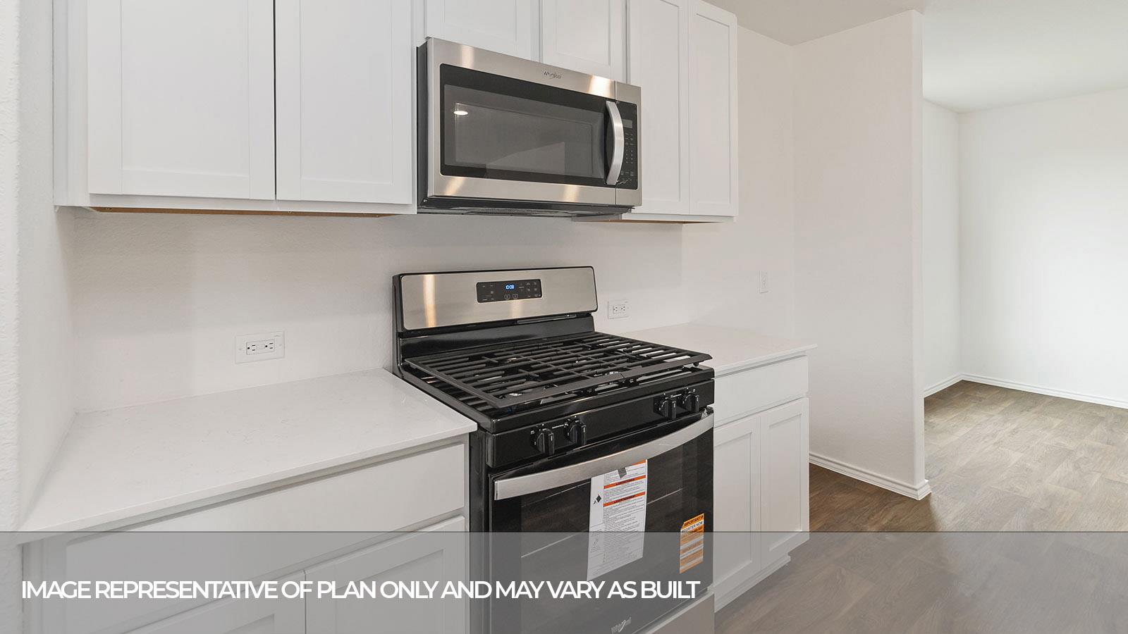 2203 LIONHEART Dr, Luling, TX 78648