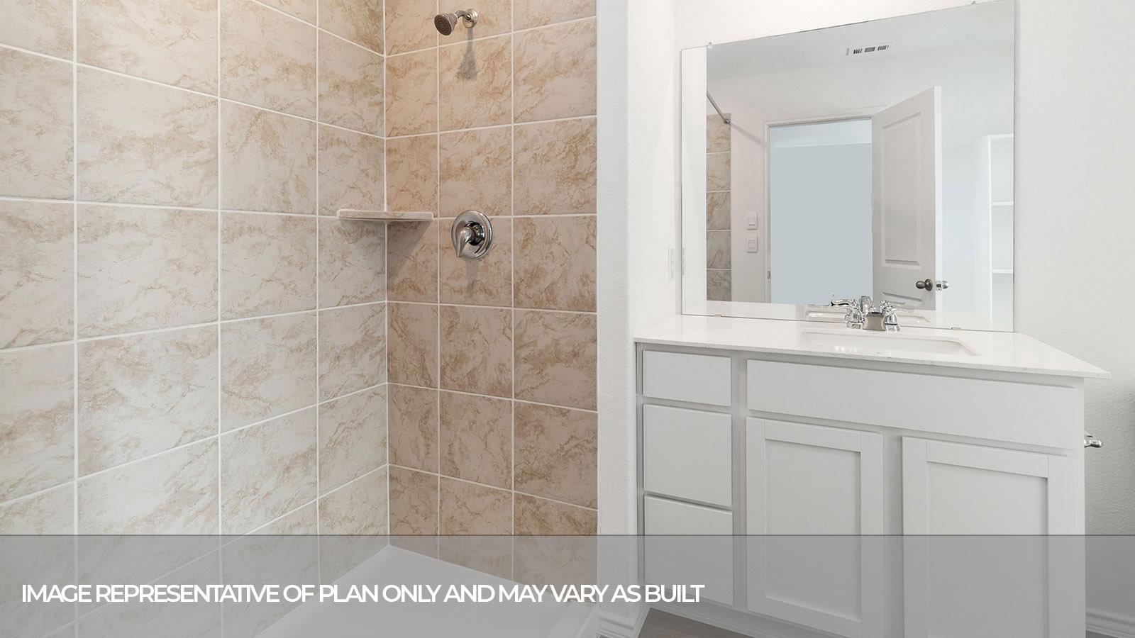 2203 LIONHEART Dr, Luling, TX 78648