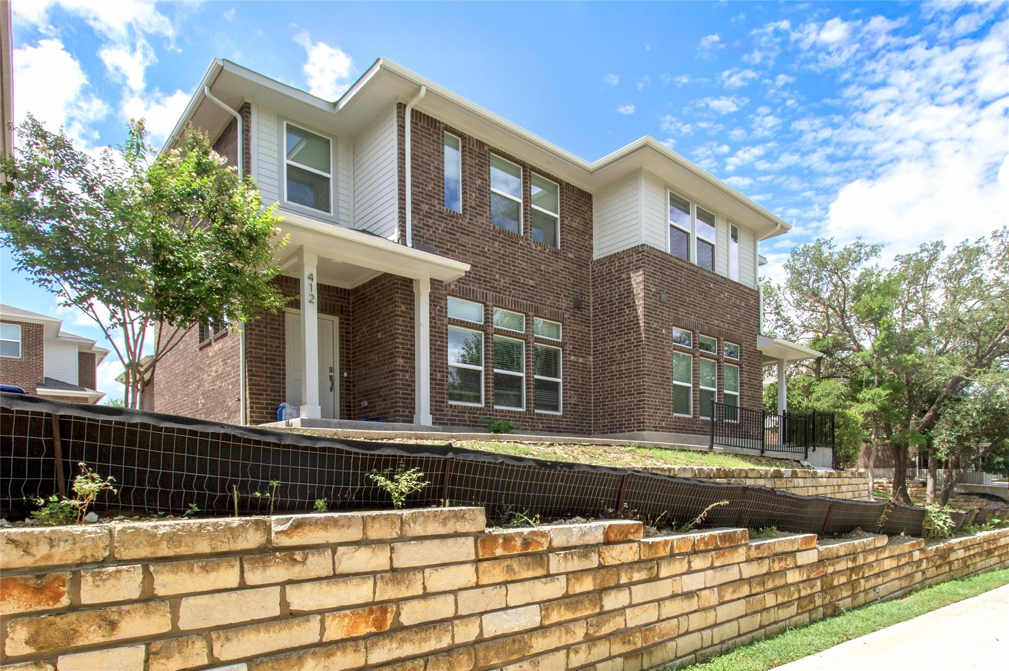 605 W South St # 41, Leander, TX 78641
