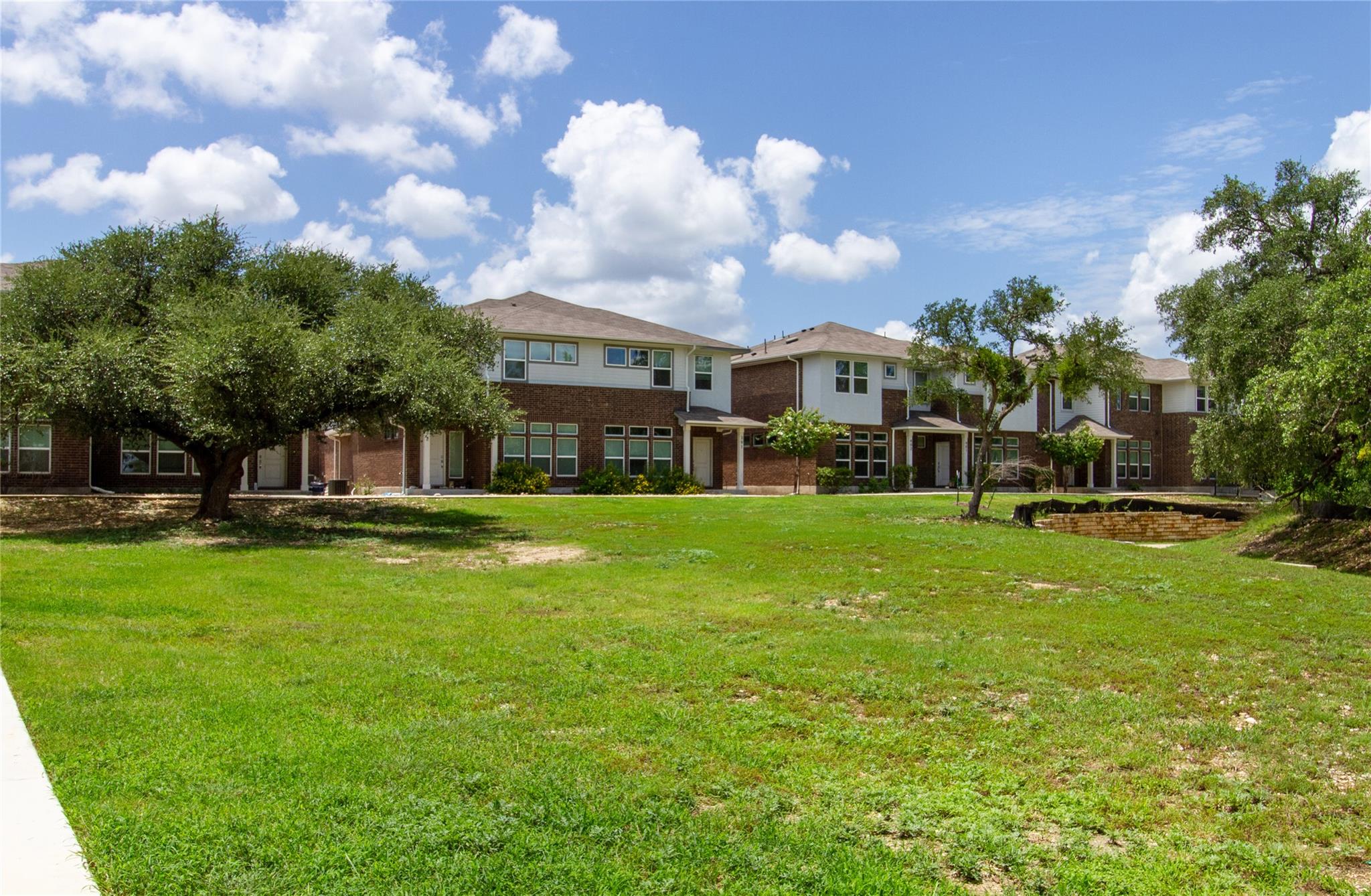 605 W South St # 41, Leander, TX 78641
