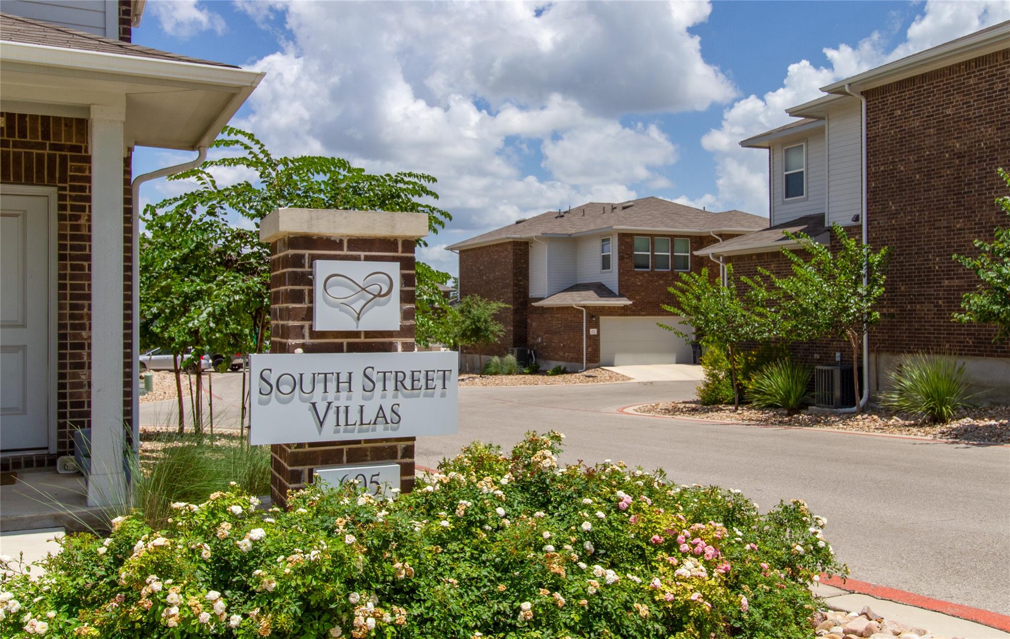 605 W South St # 41, Leander, TX 78641