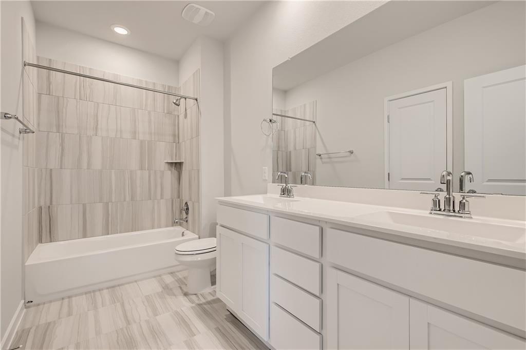 605 W South St # 41, Leander, TX 78641