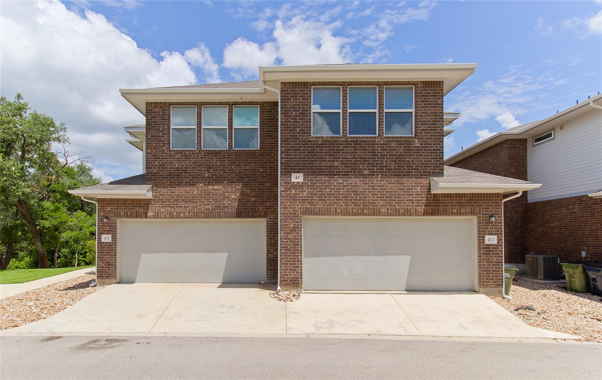 605 W South St # 41, Leander, TX 78641