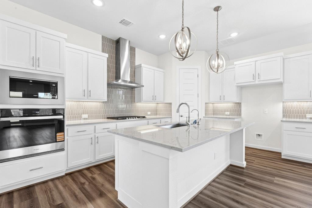 4412 College Square Dr, Round Rock, TX 78665