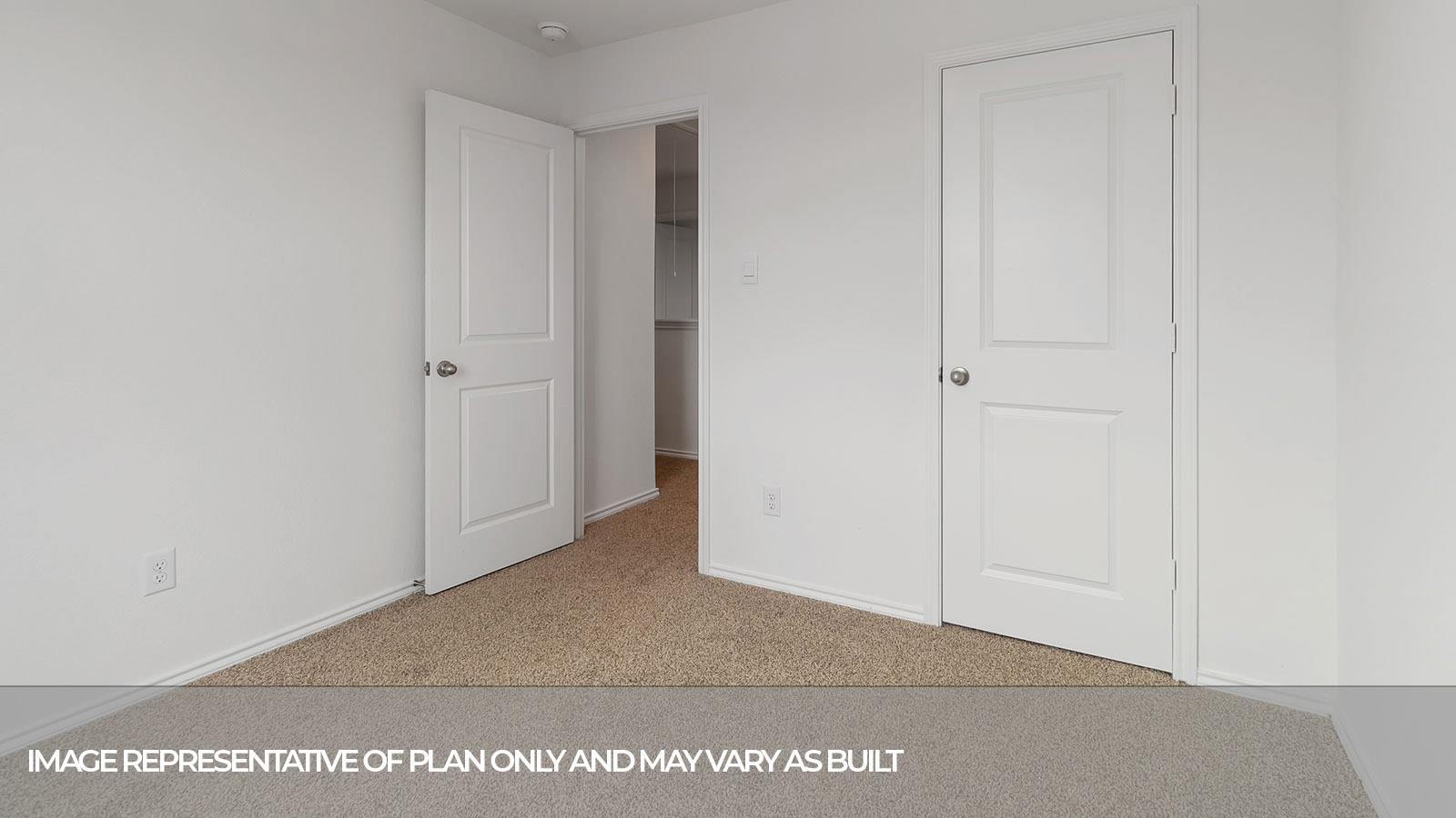 406 WILD GOOSE Dr, Luling, TX 78648