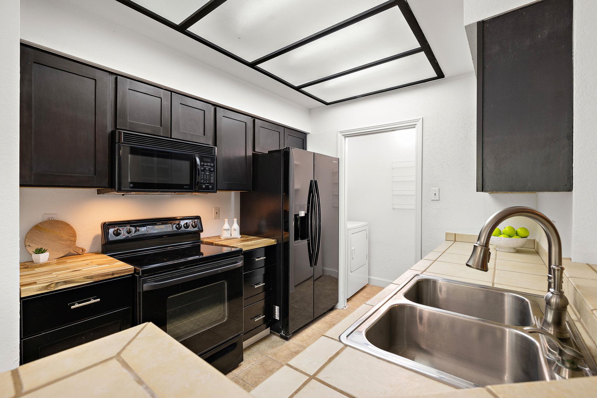 4711 Spicewood Springs Rd # 168, Austin, TX 78759