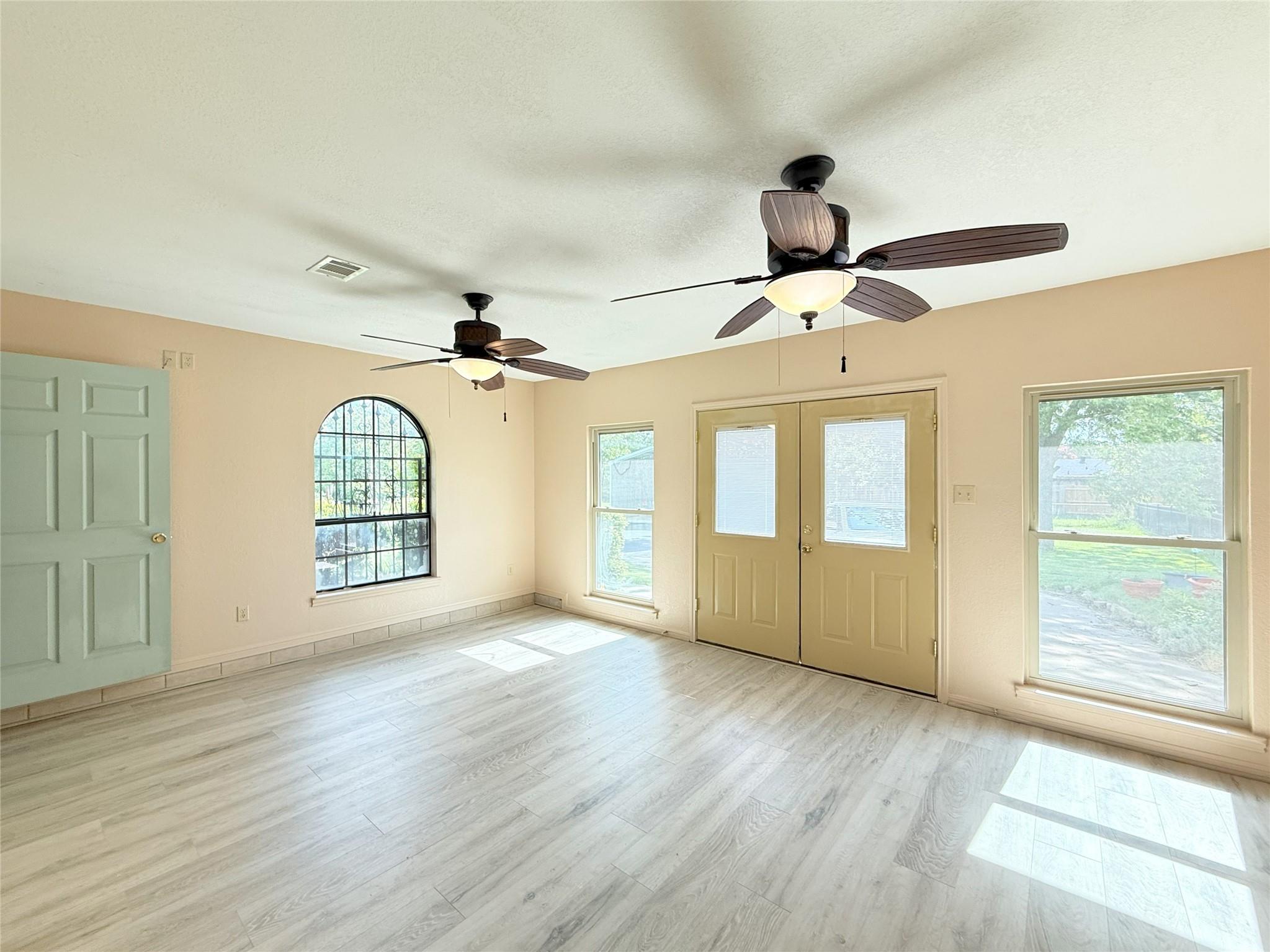 659 County Road 4744, Kempner, TX 76539