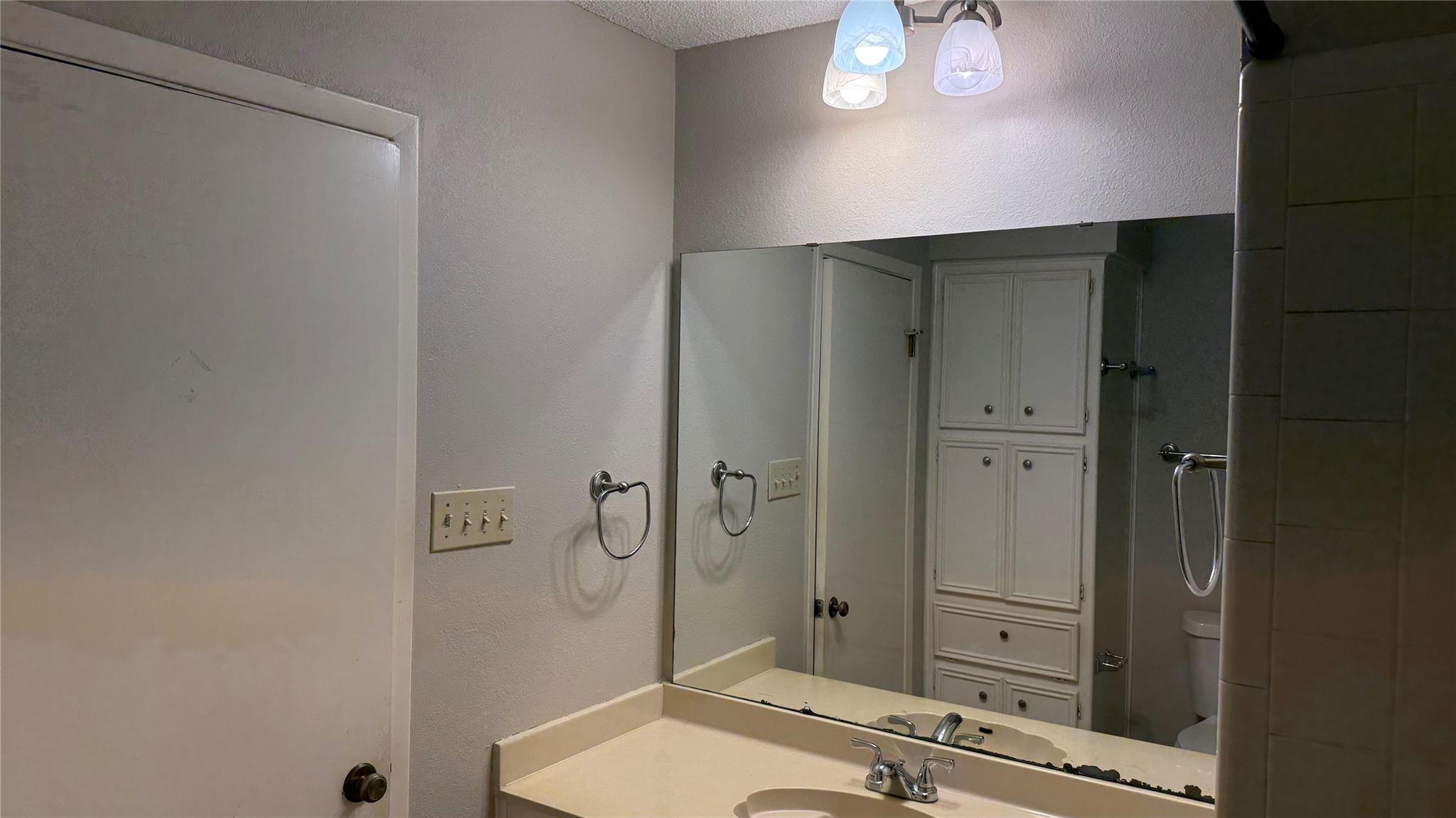 314 Tamara Dr # B, Georgetown, TX 78628