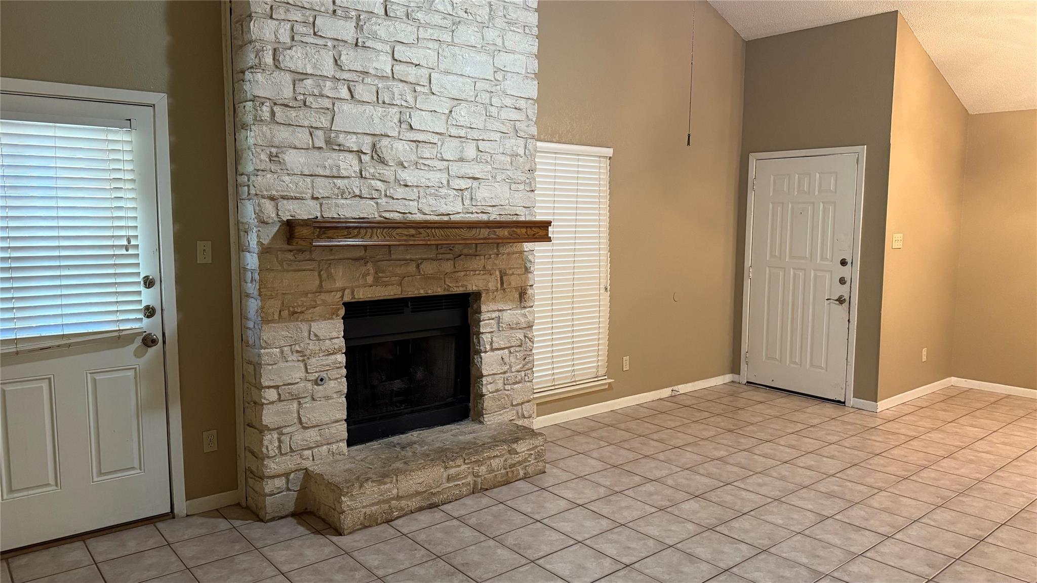 314 Tamara Dr # B, Georgetown, TX 78628