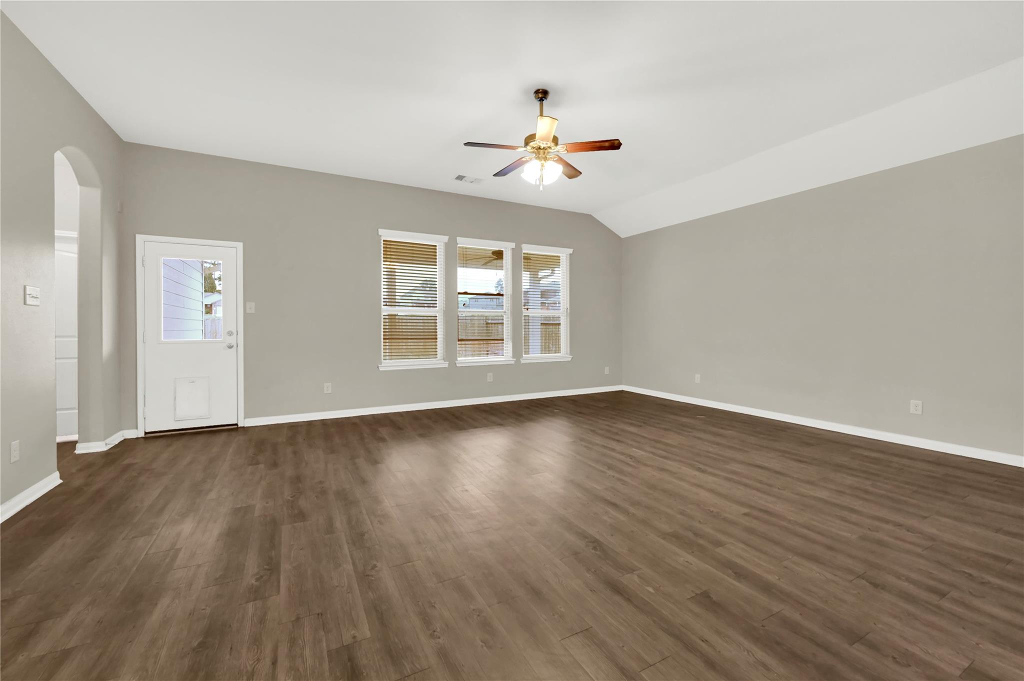 2509 Holly Laurel Mnr, Conroe, TX 77304