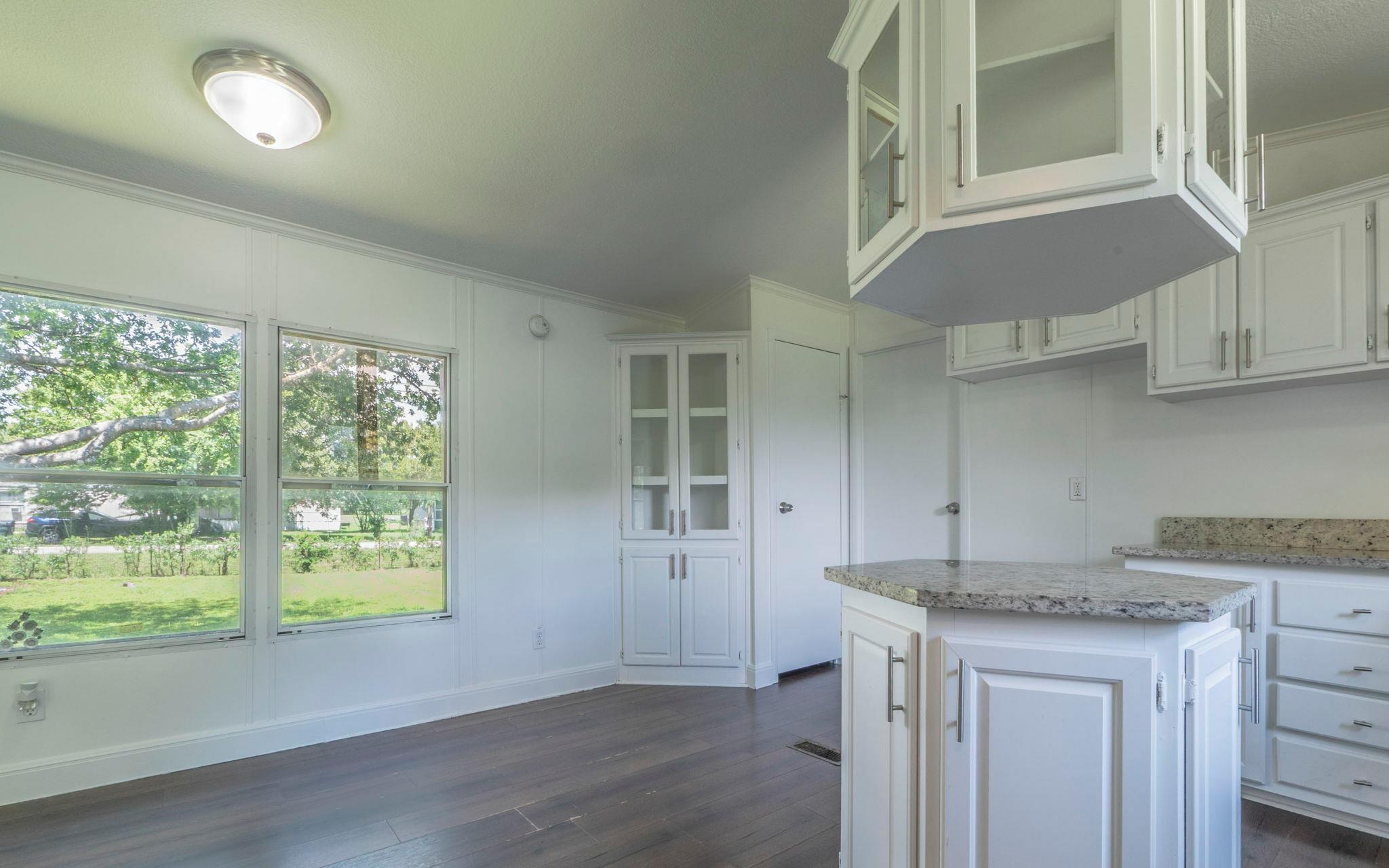 178 Quail Ridge Dr, Kyle, TX 78640