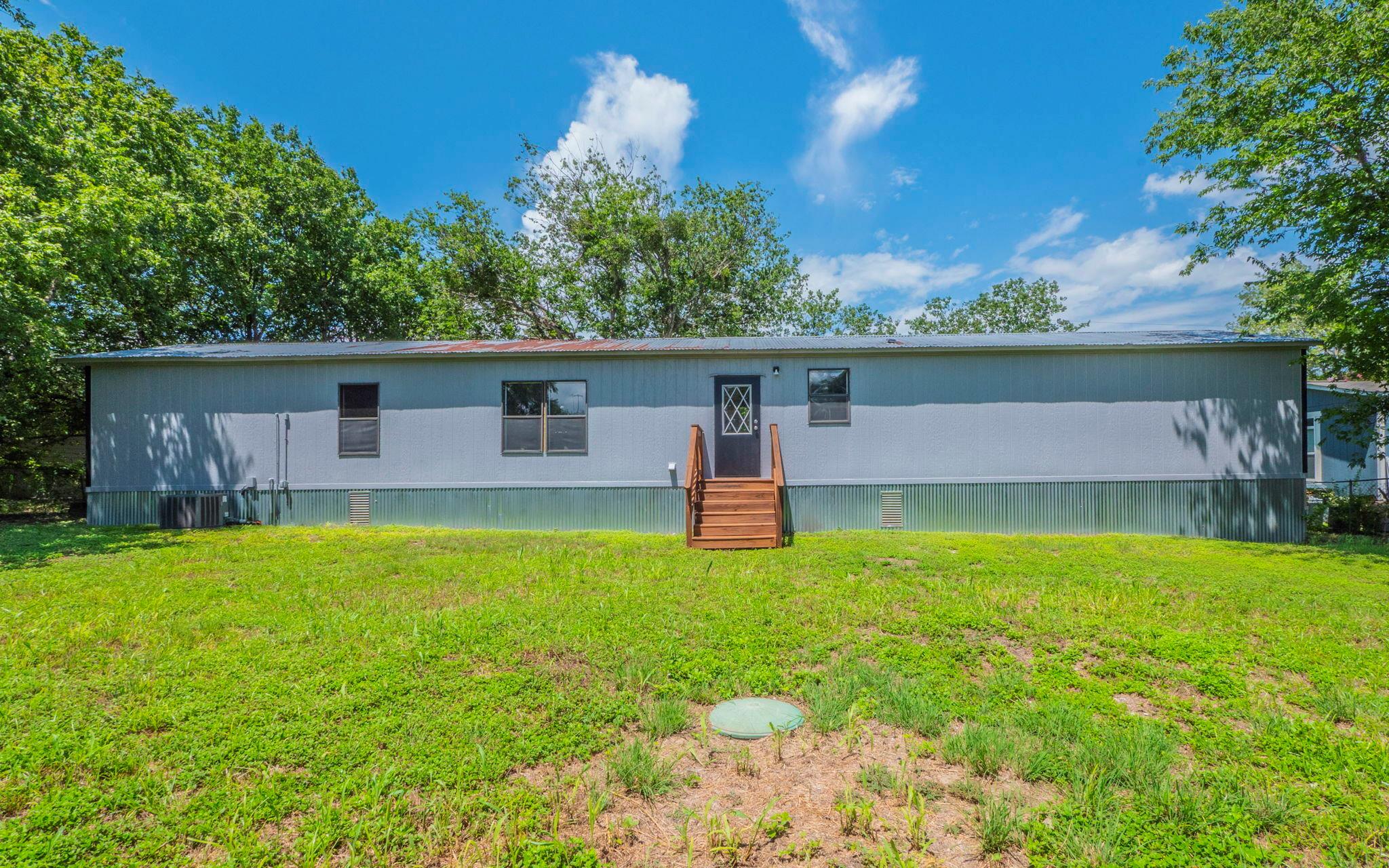 178 Quail Ridge Dr, Kyle, TX 78640