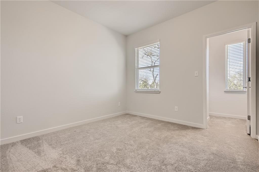605 W South St # 41, Leander, TX 78641