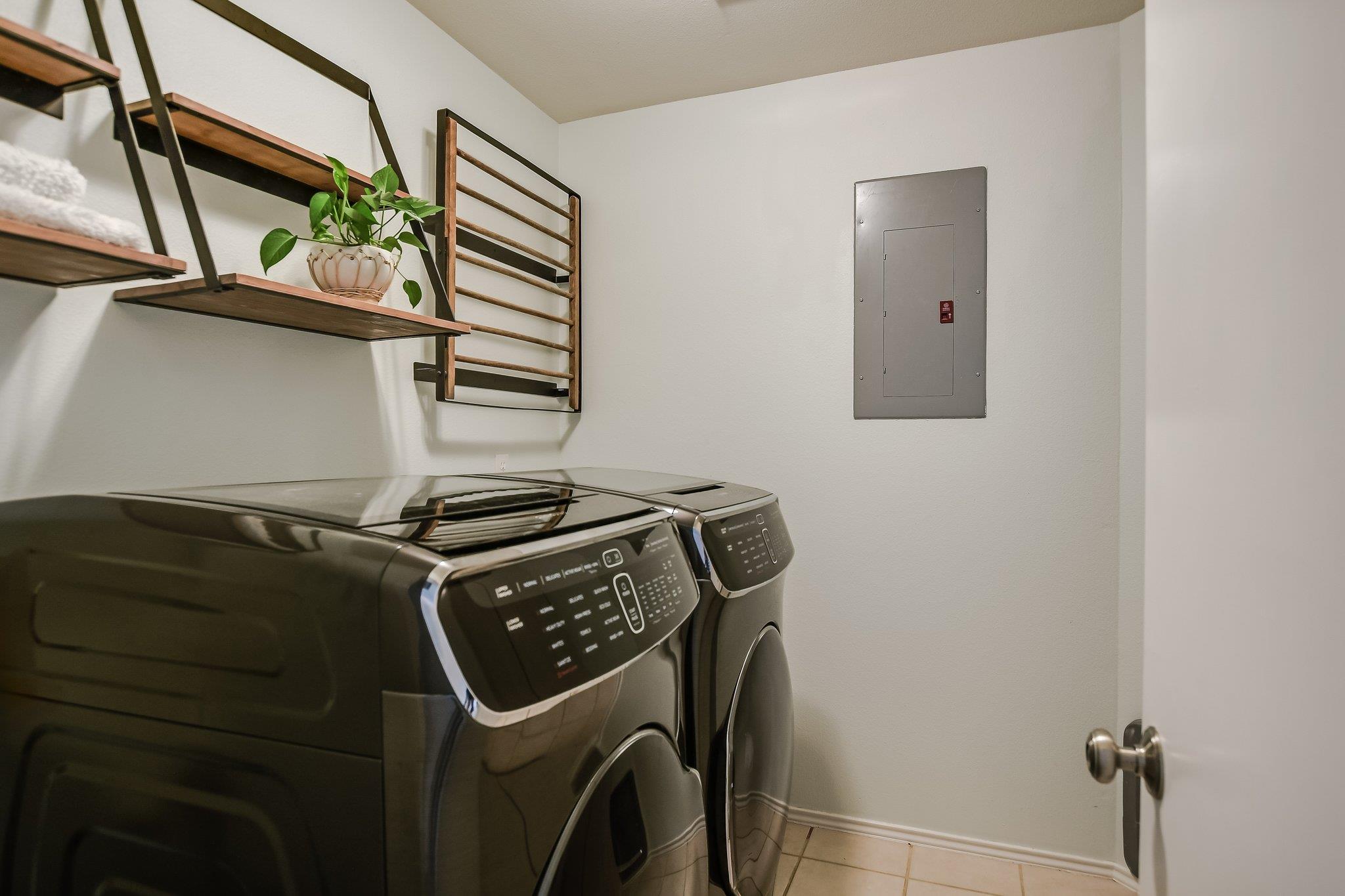 10916 Sierra Oaks, Austin, TX 78759