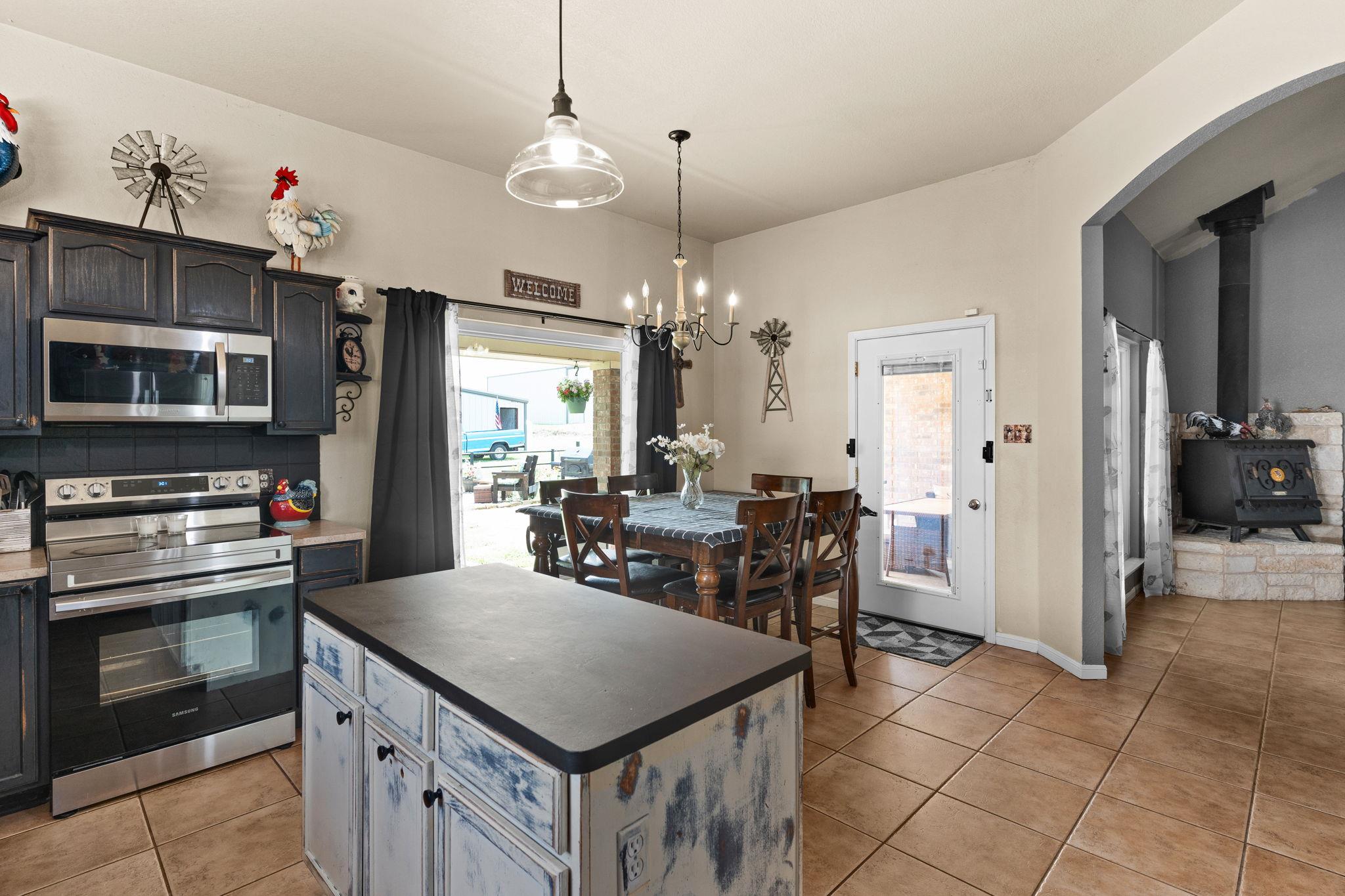 1620 Fm 107, Gatesville, TX 76528