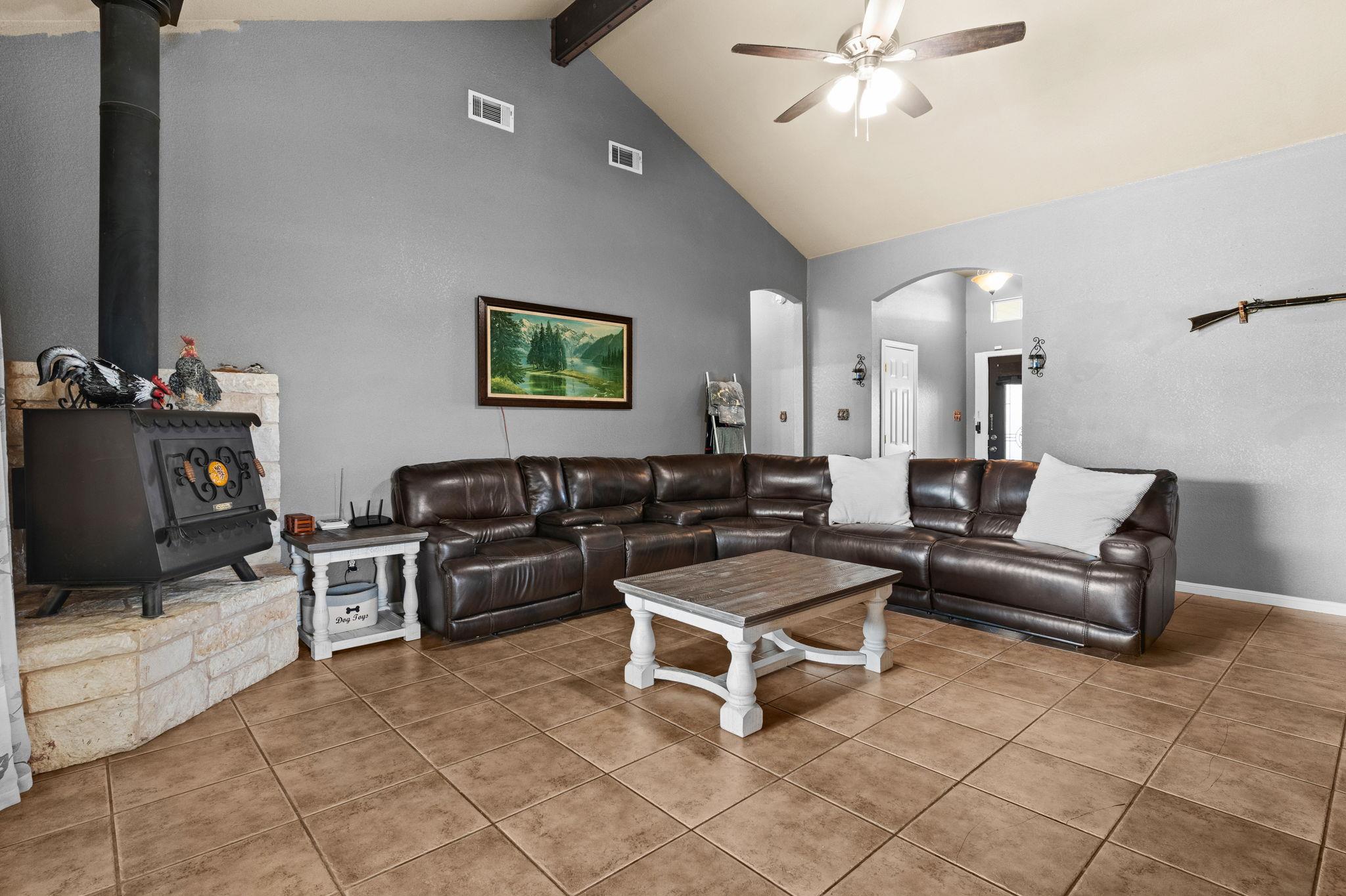 1620 Fm 107, Gatesville, TX 76528