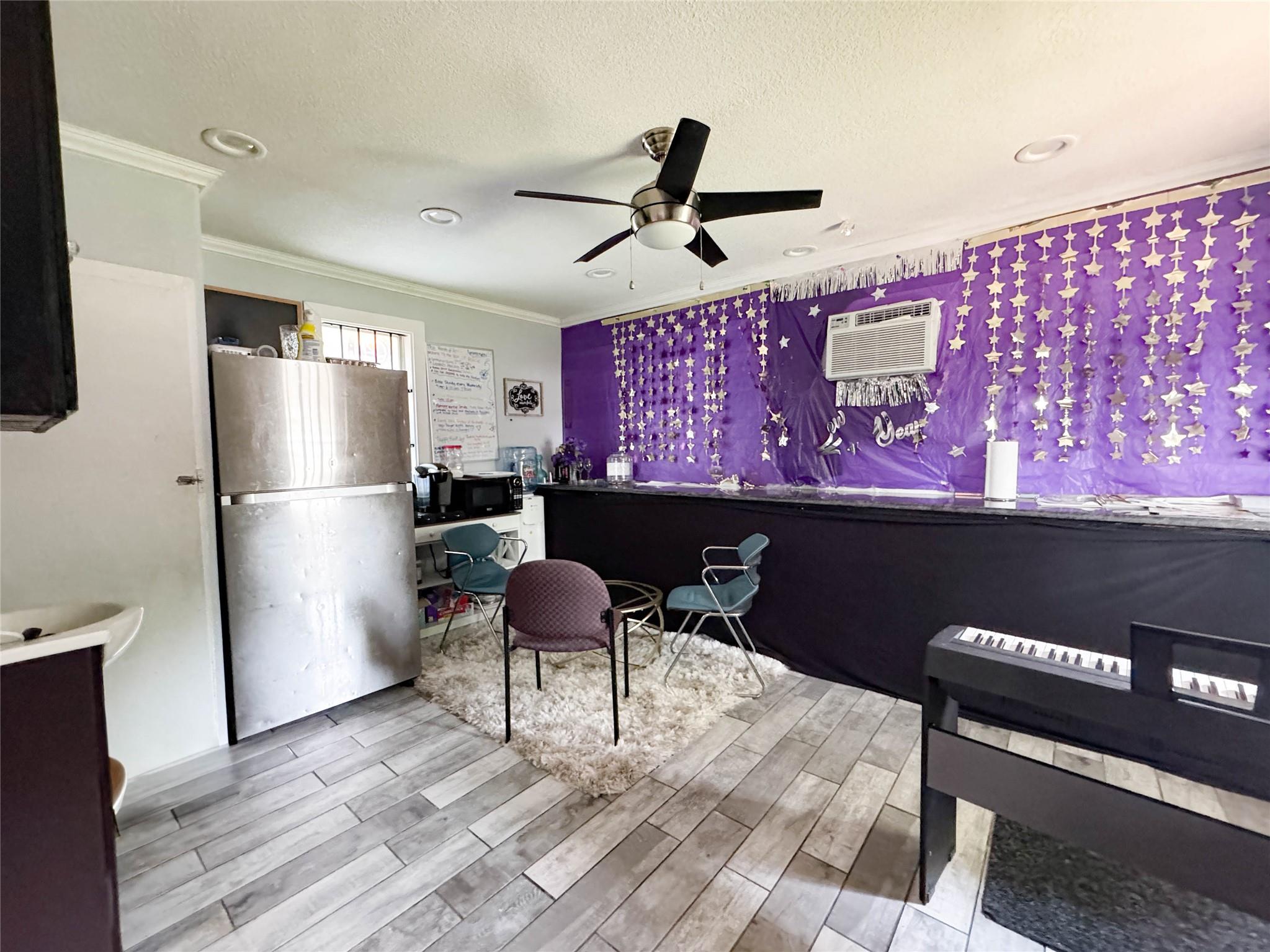 607 W Martin Luther King Jr Street, Bryan, TX 77803